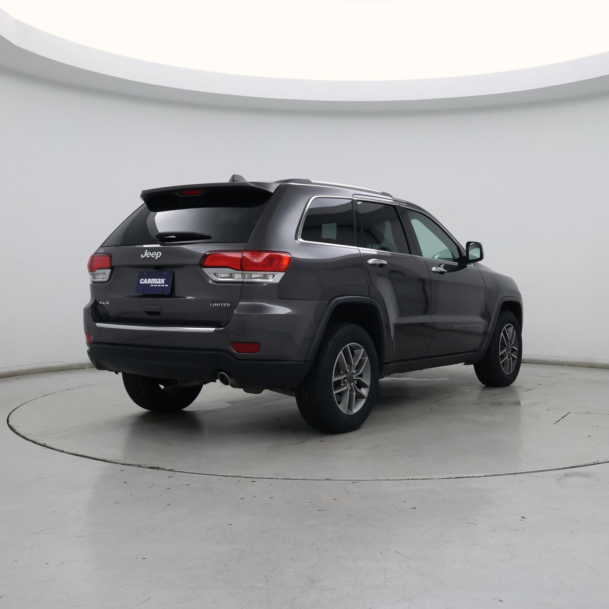 Thumbnail: 2020 Jeep Grand Cherokee - 8