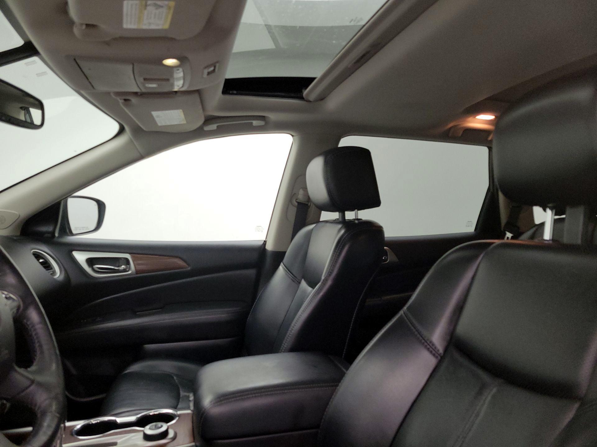 Thumbnail: 2018 Nissan Pathfinder - 18