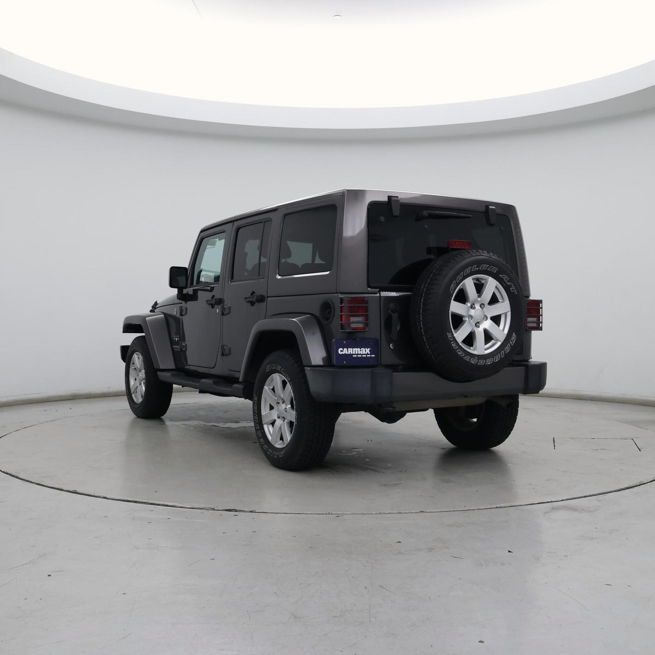 Thumbnail: 2017 Jeep Wrangler - 2