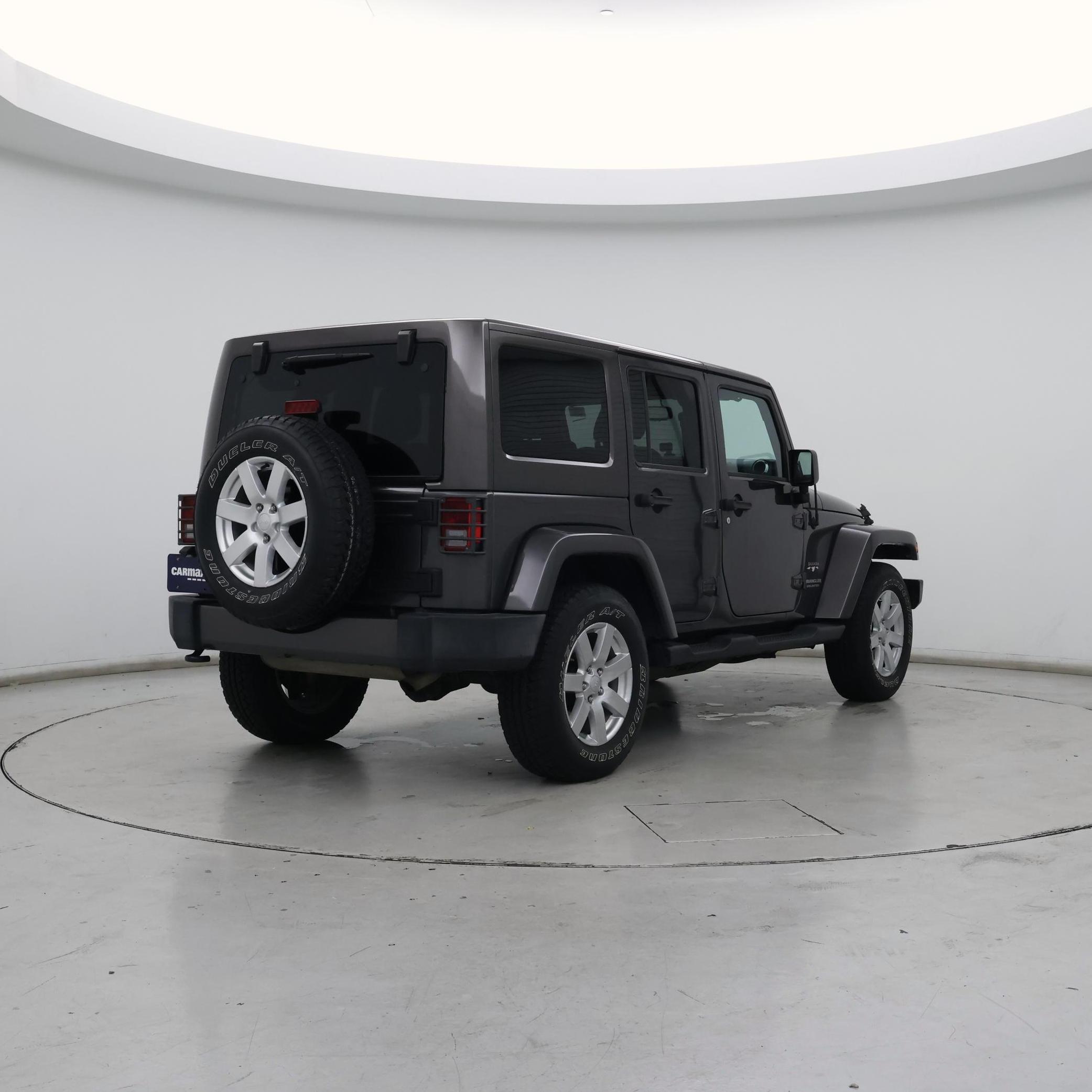 Thumbnail: 2017 Jeep Wrangler - 8