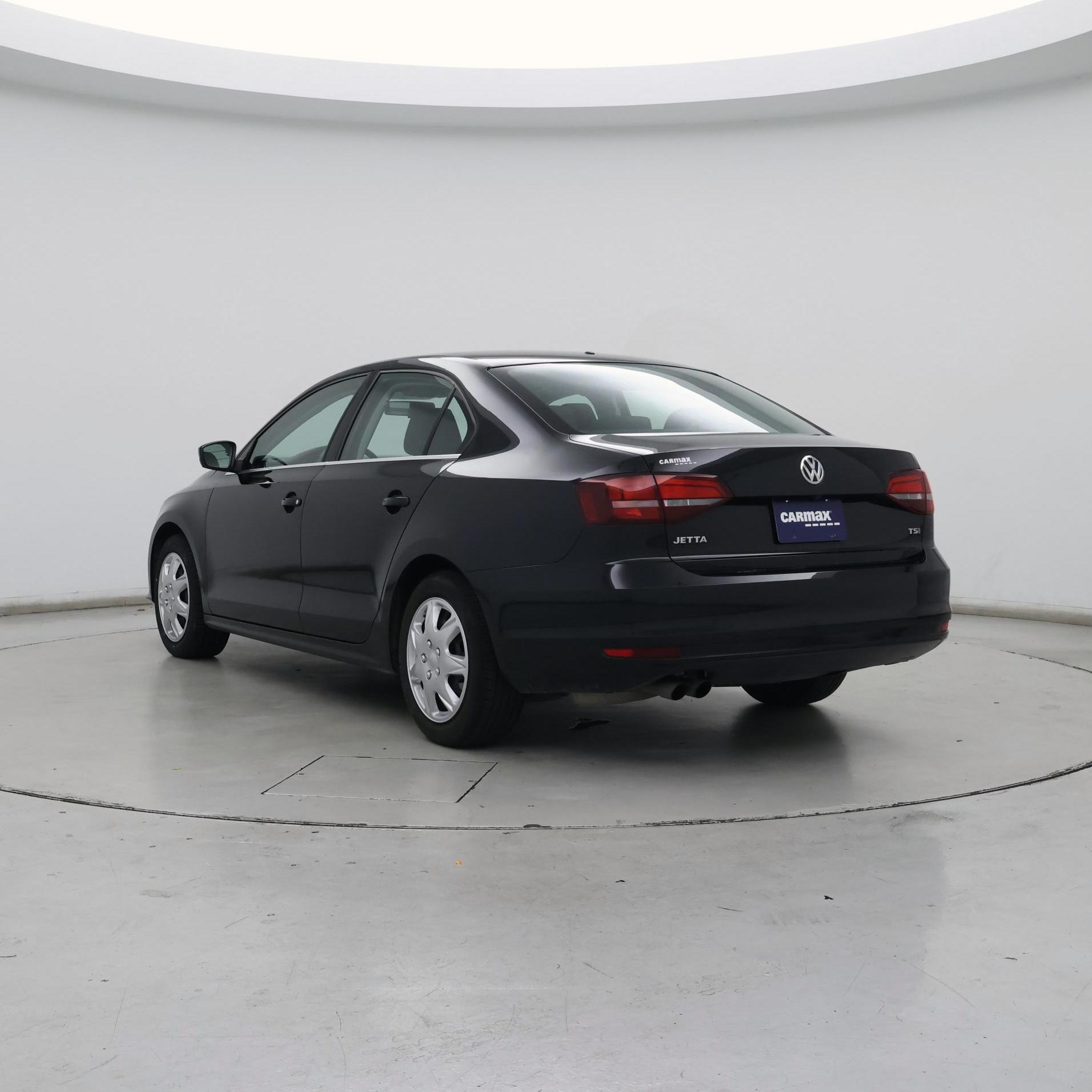 Thumbnail: 2017 Volkswagen Jetta - 2