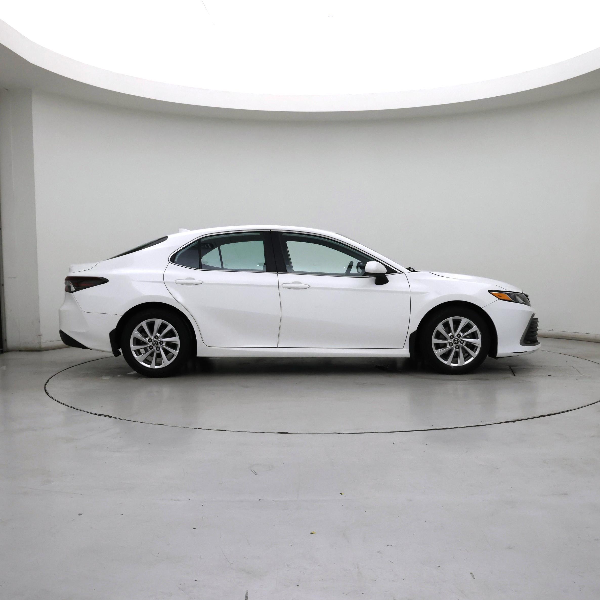 Thumbnail: 2023 Toyota Camry - 7