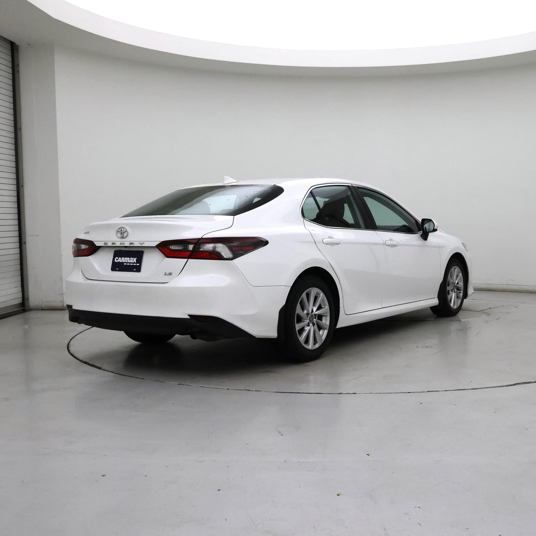 Thumbnail: 2023 Toyota Camry - 8