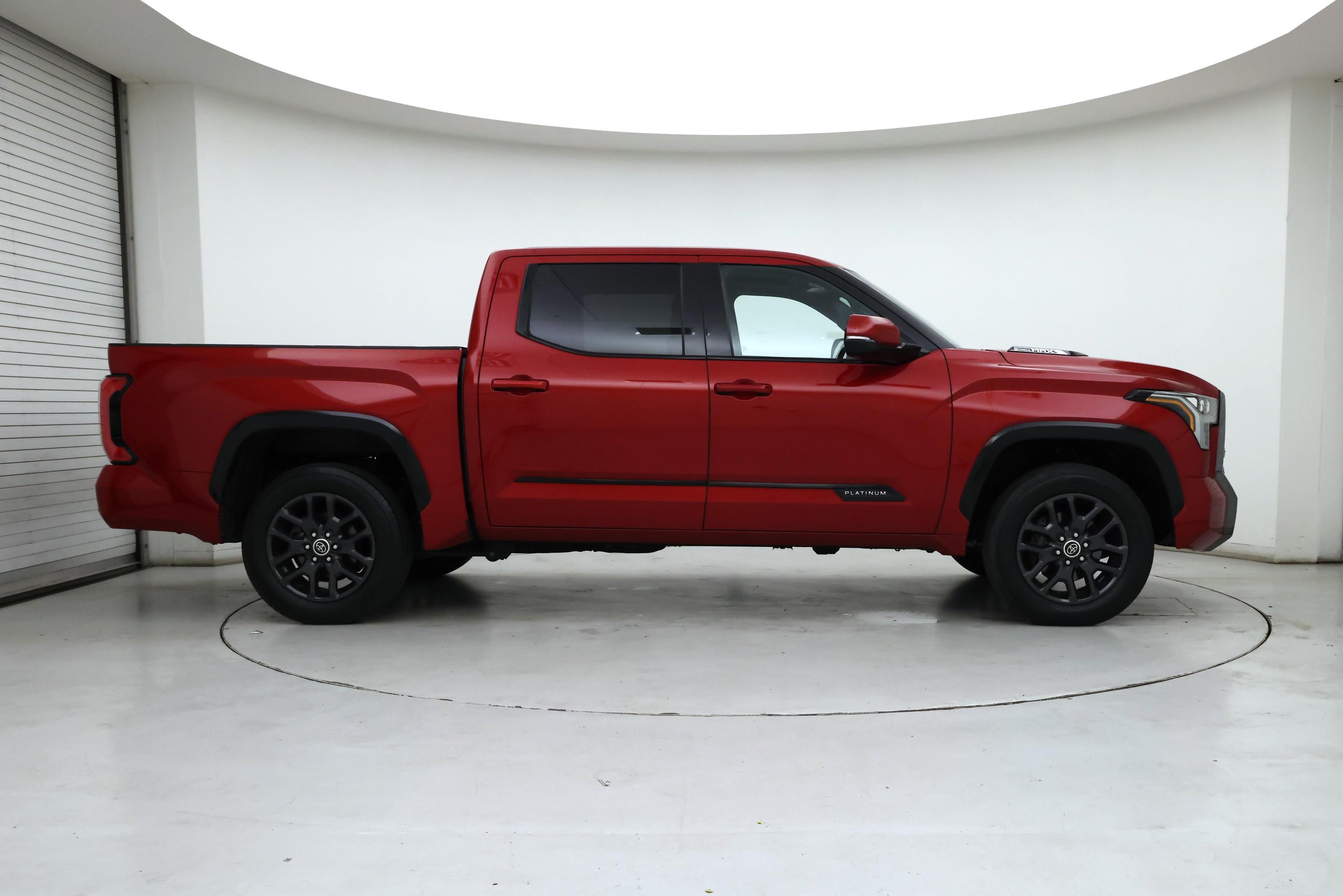 Thumbnail: 2023 Toyota Tundra - 7
