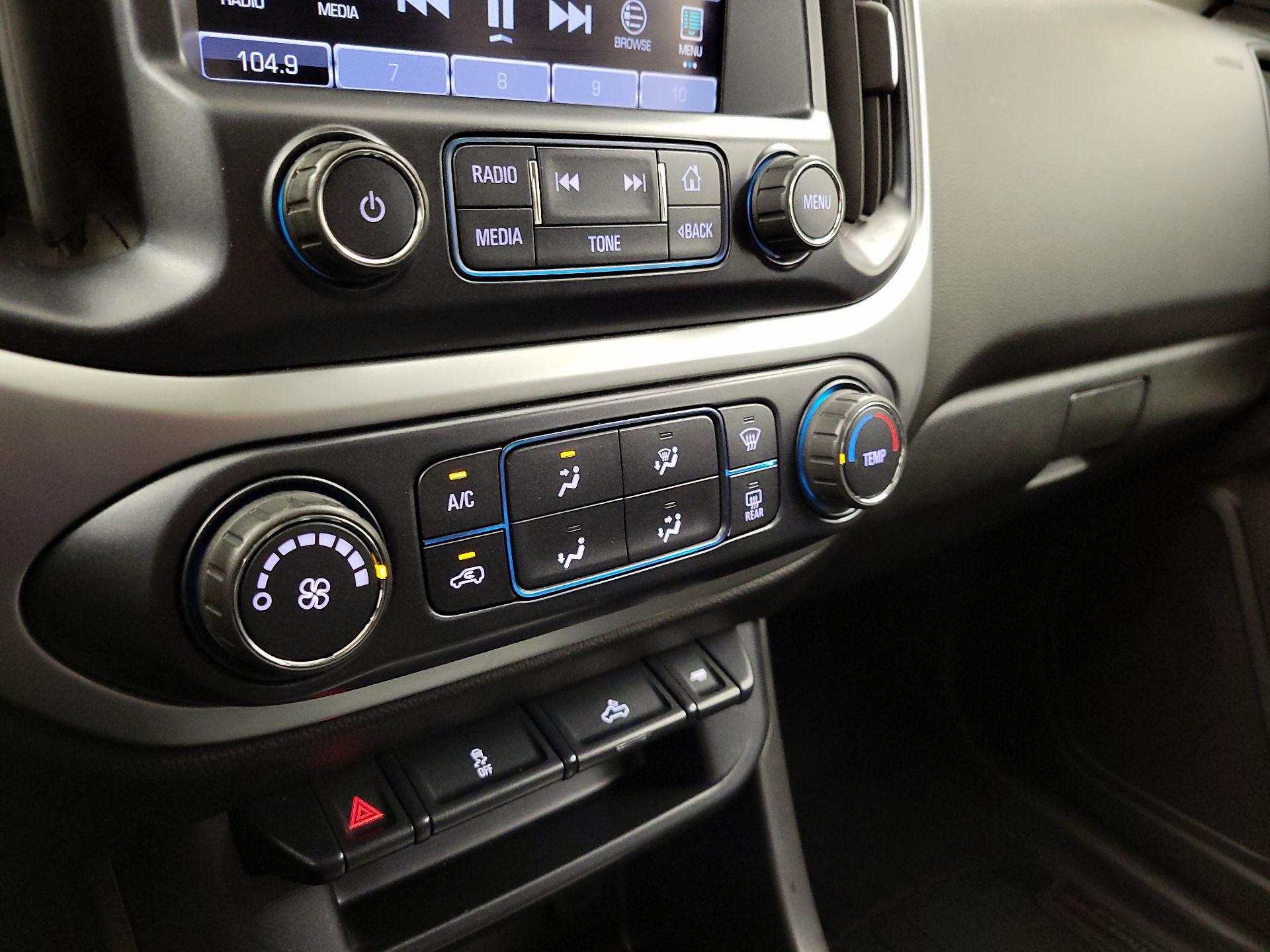 Thumbnail: 2016 Chevrolet Colorado - 16