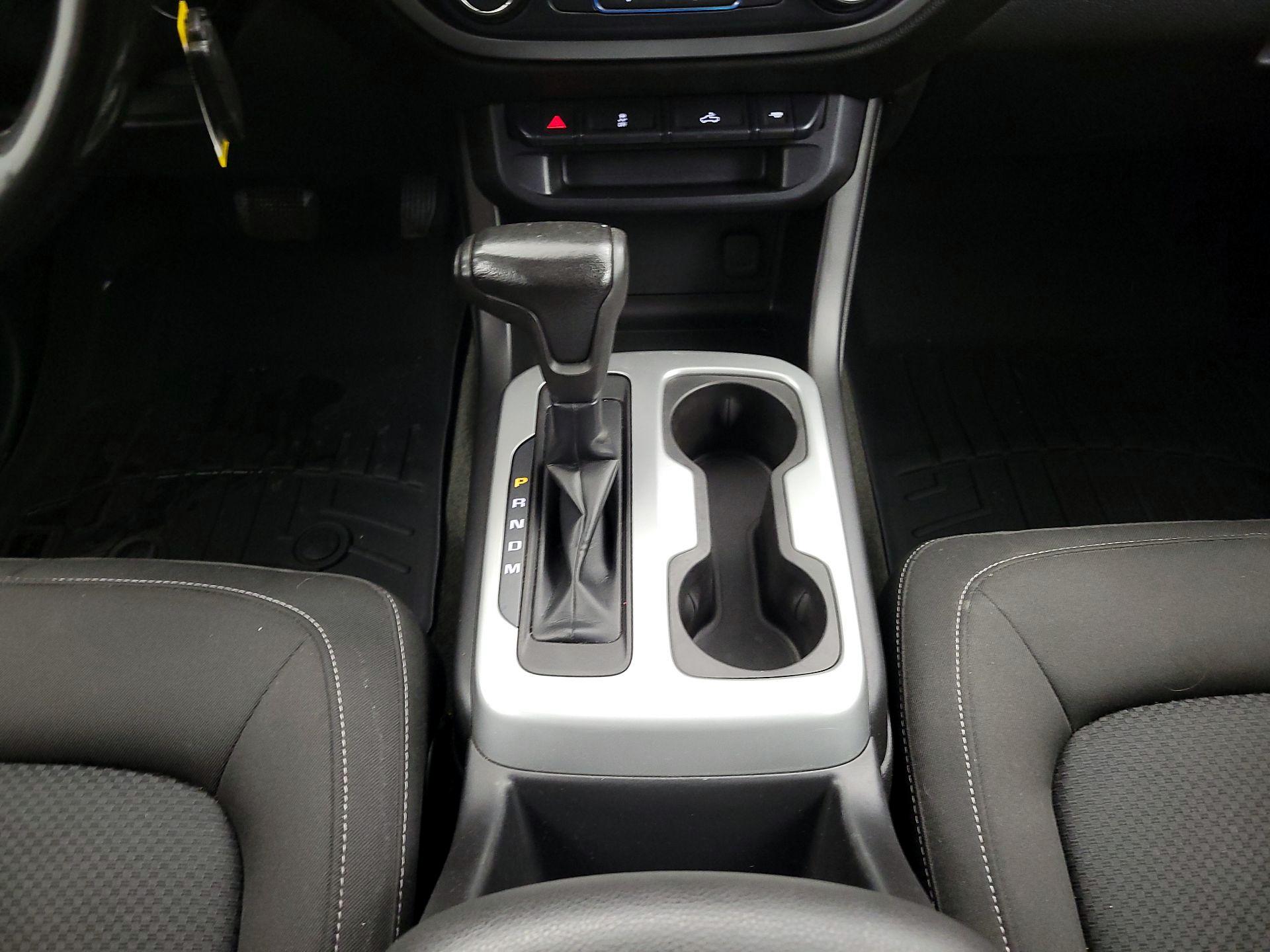 Thumbnail: 2016 Chevrolet Colorado - 17