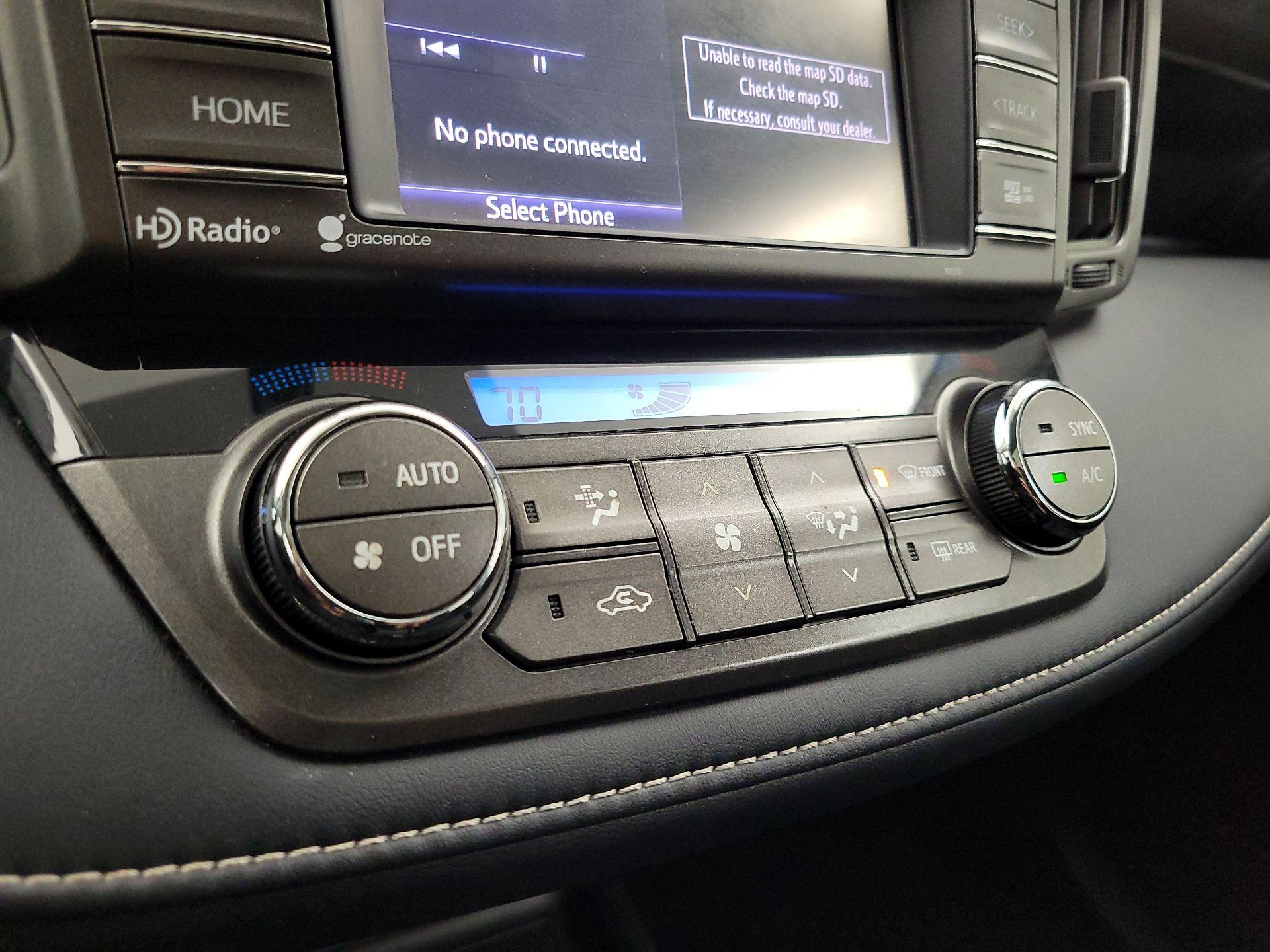 Thumbnail: 2015 Toyota RAV4 - 16