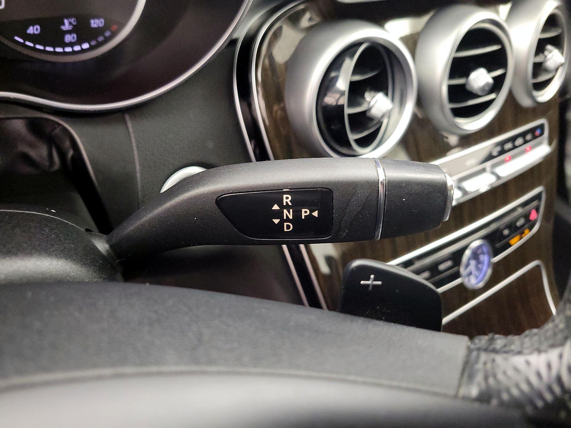 Thumbnail: 2016 Mercedes-Benz C-Class - 17