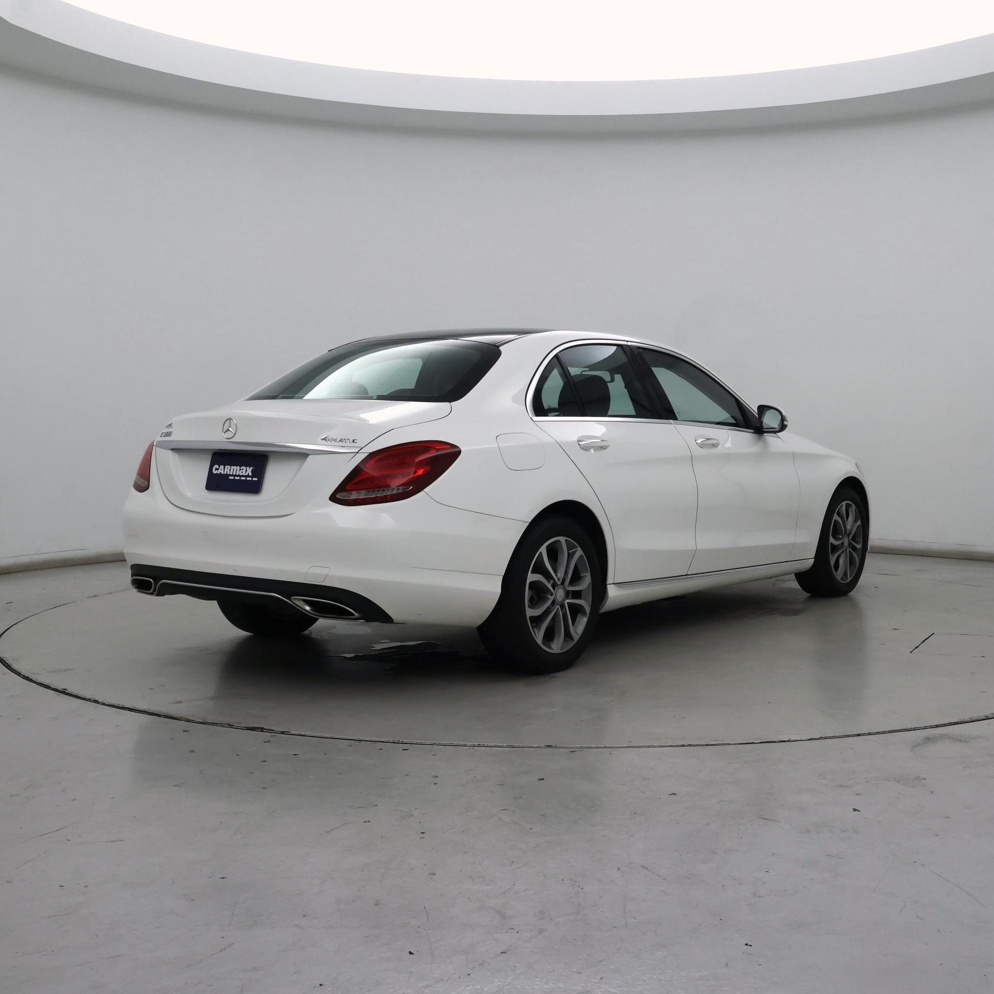 Thumbnail: 2016 Mercedes-Benz C-Class - 8