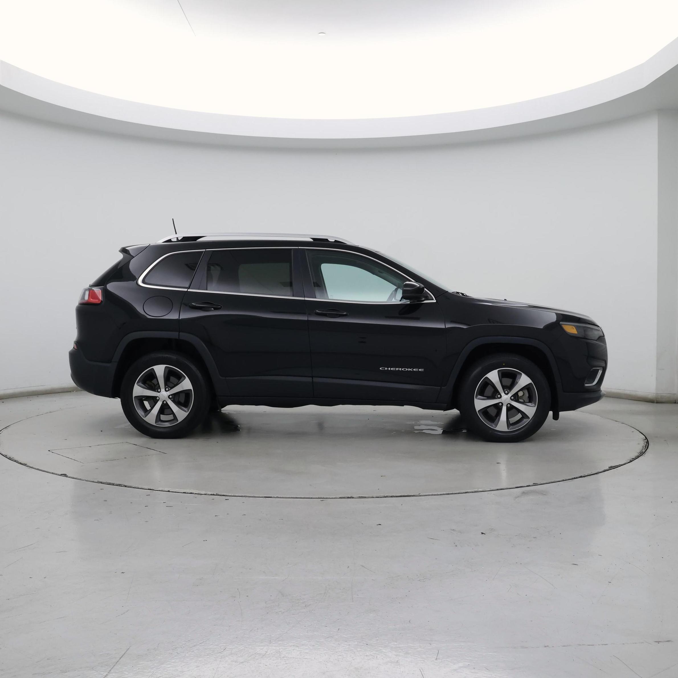 Thumbnail: 2020 Jeep Cherokee - 7