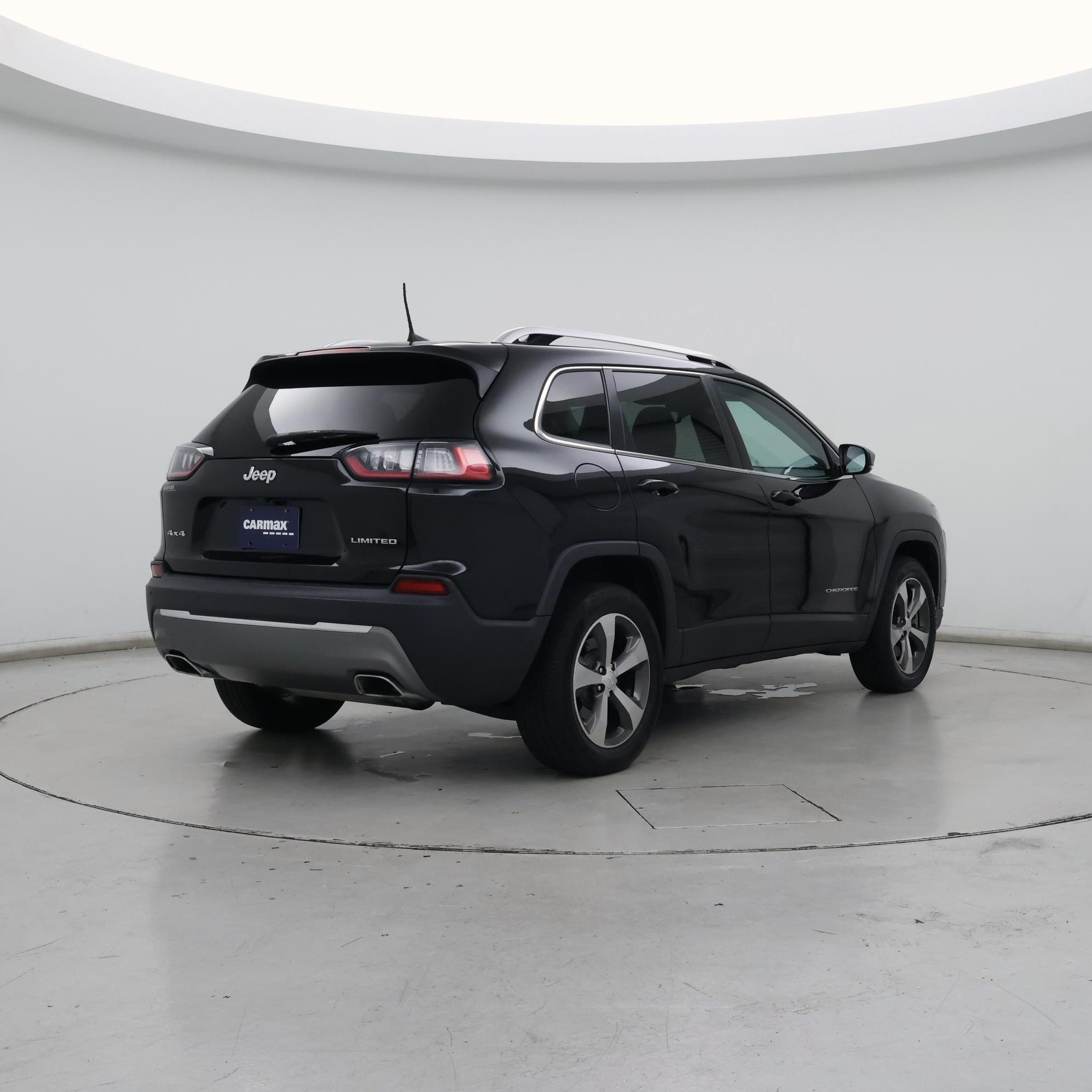 Thumbnail: 2020 Jeep Cherokee - 8