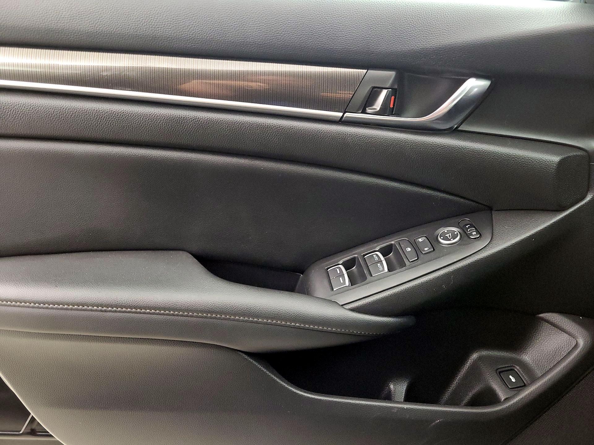 Thumbnail: 2021 Honda Accord - 12