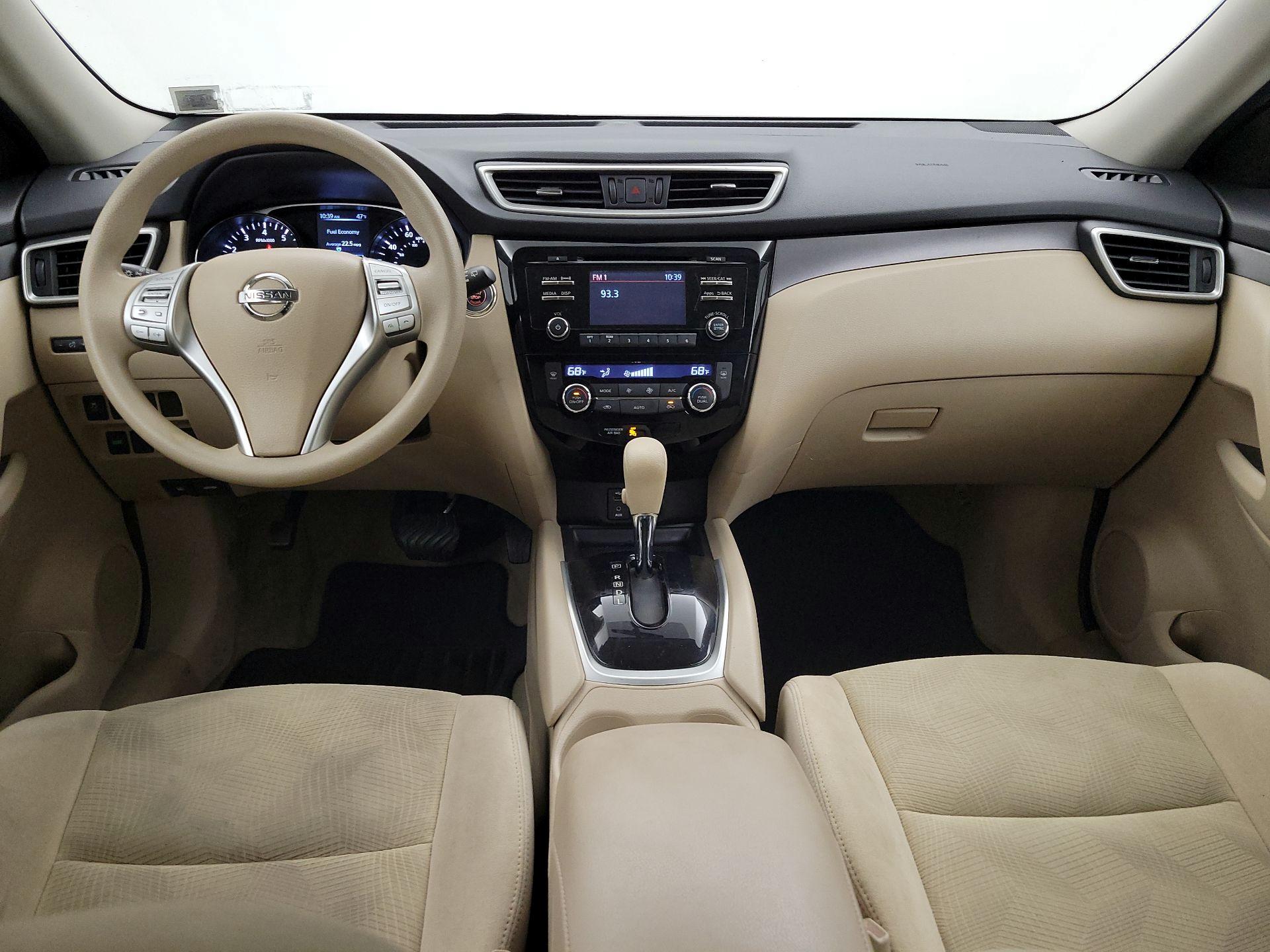 Thumbnail: 2015 Nissan Rogue - 9
