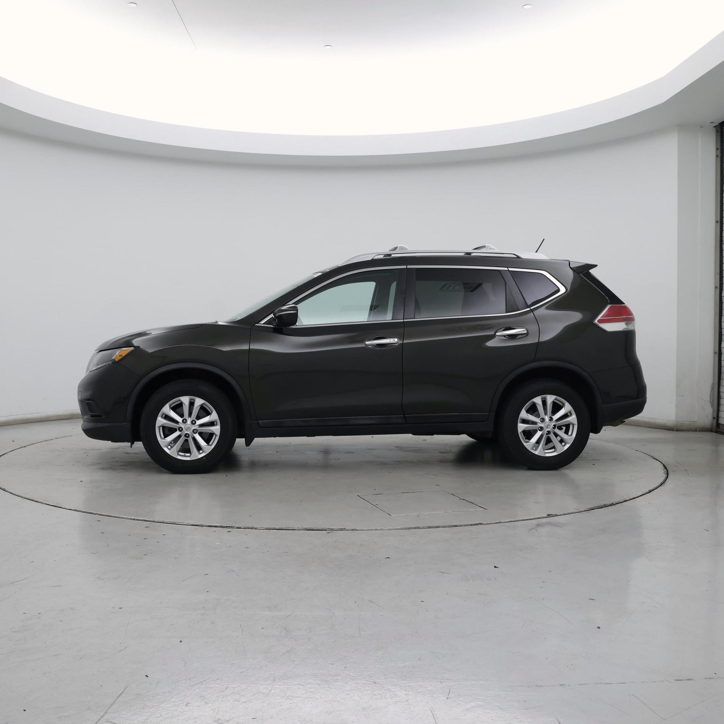 Thumbnail: 2015 Nissan Rogue - 3