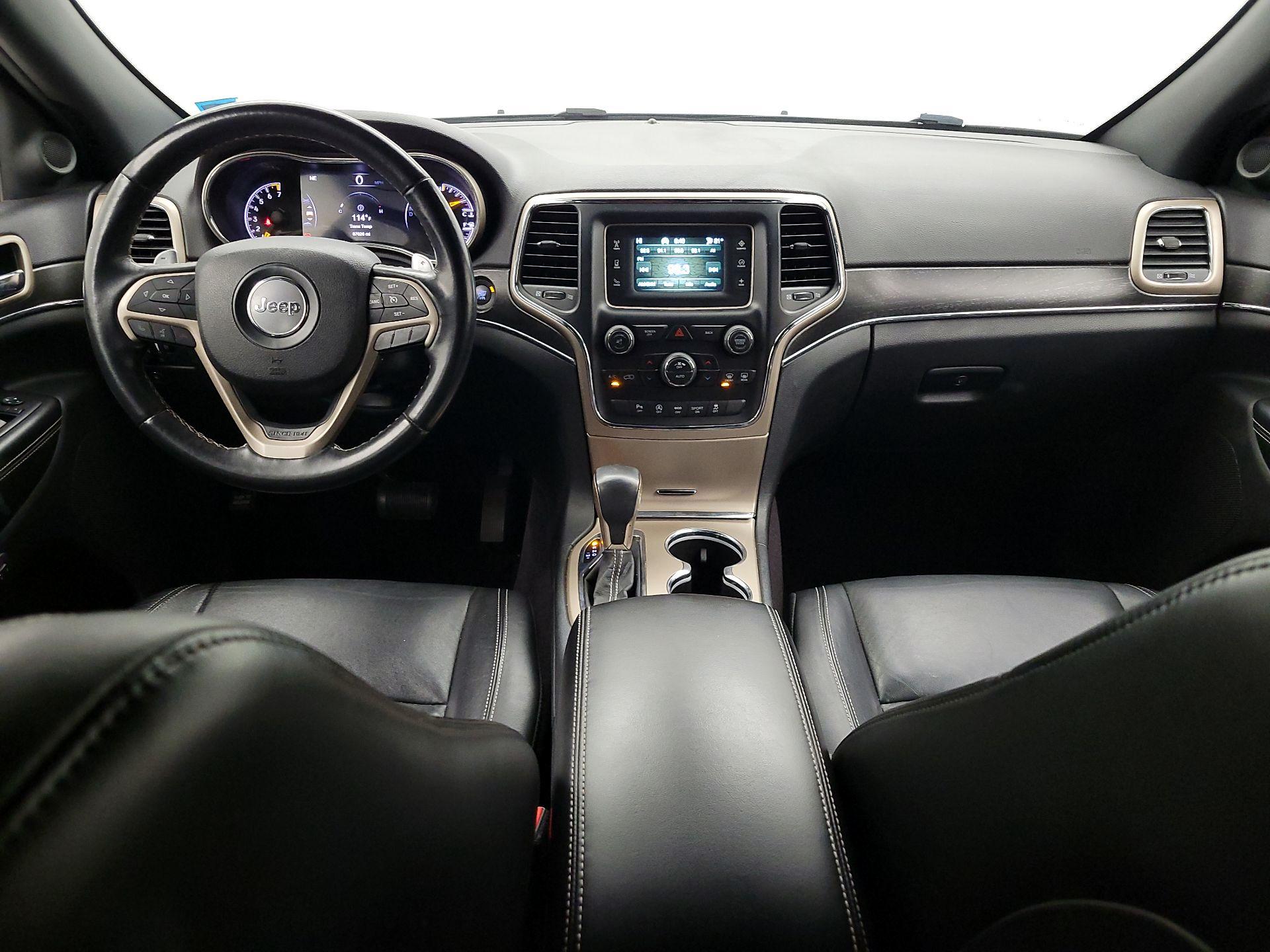 Thumbnail: 2016 Jeep Grand Cherokee - 9
