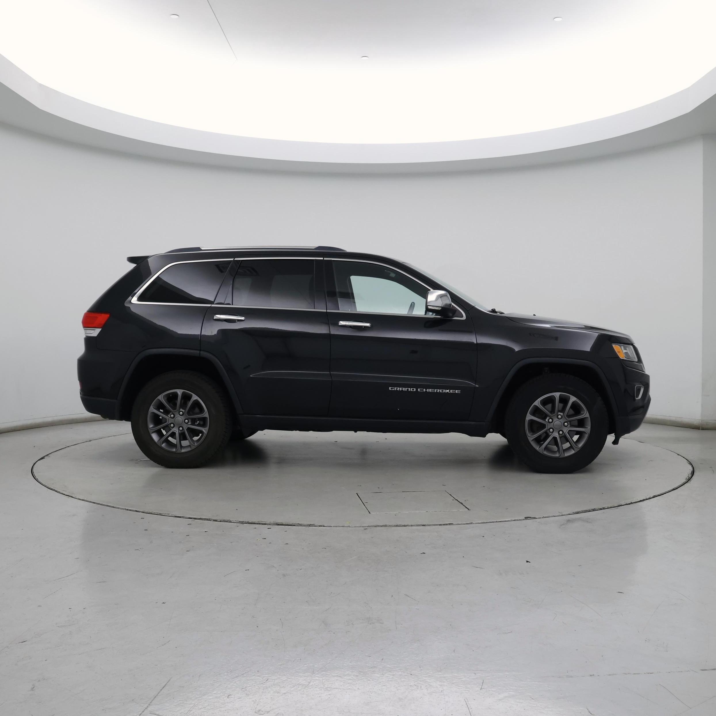 Thumbnail: 2016 Jeep Grand Cherokee - 7