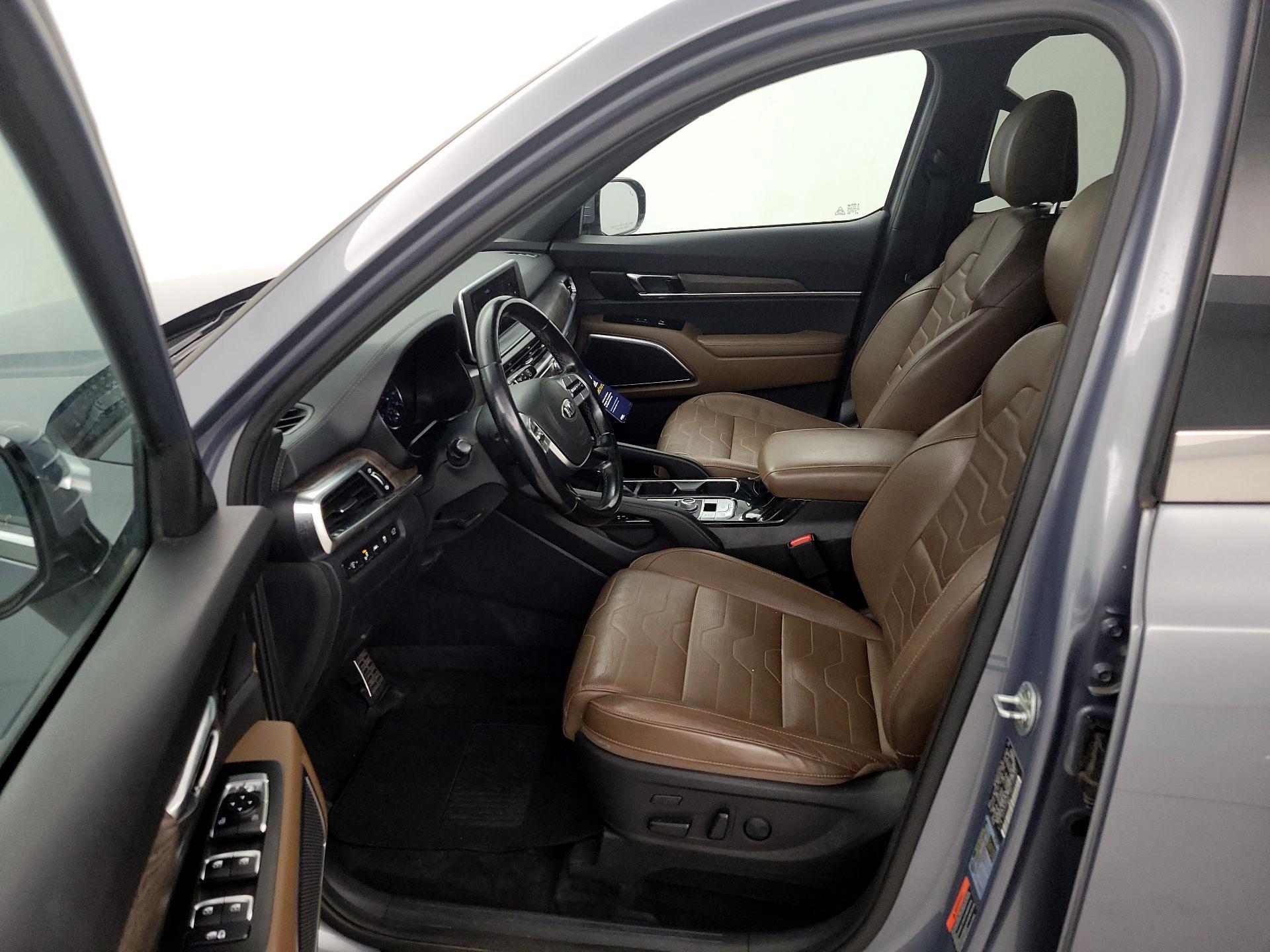 Thumbnail: 2021 Kia Telluride - 11