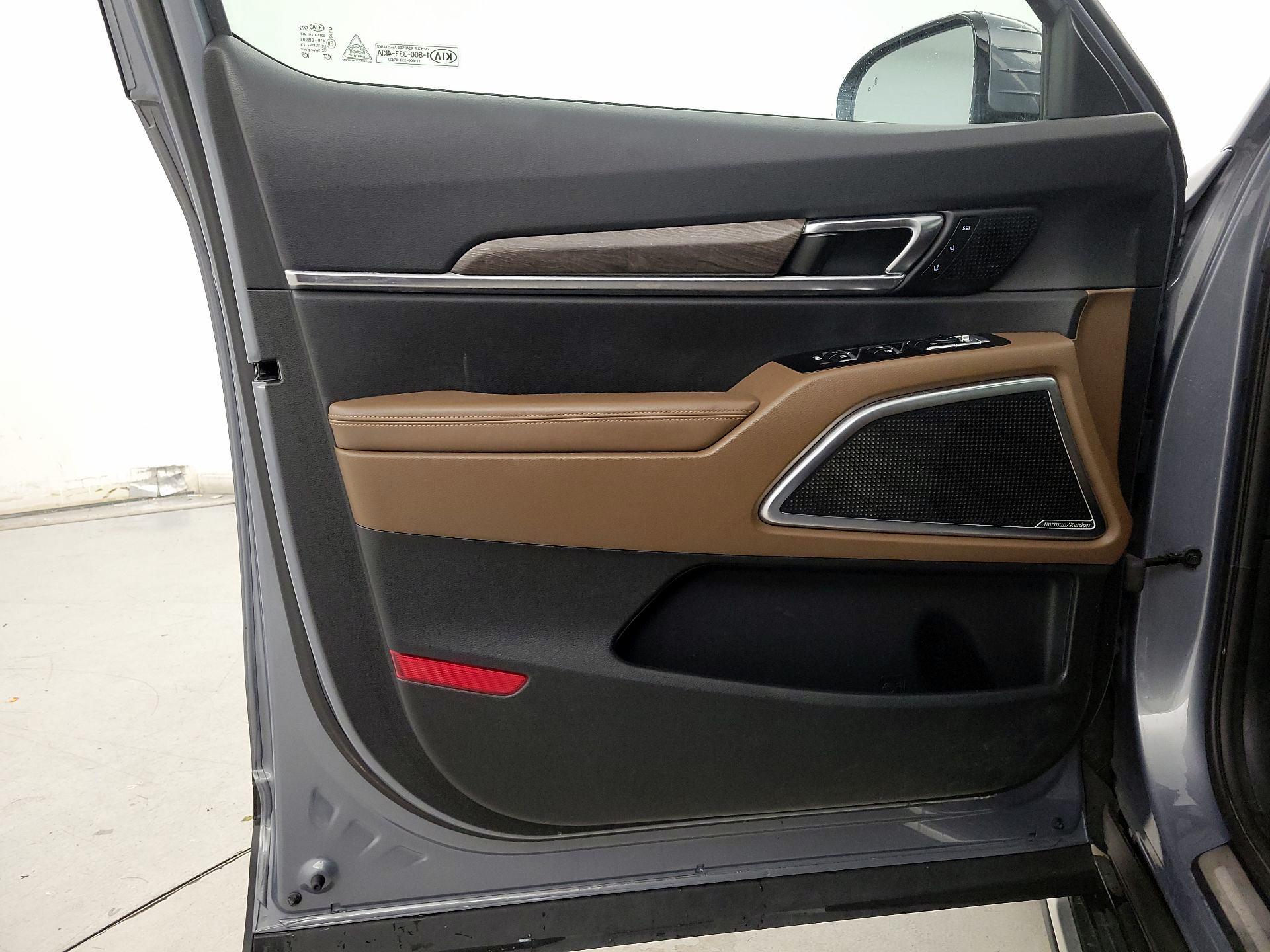 Thumbnail: 2021 Kia Telluride - 12