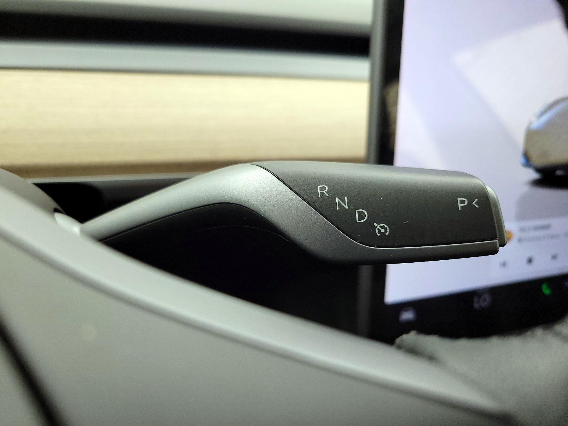 Thumbnail: 2023 Tesla Model 3 - 17