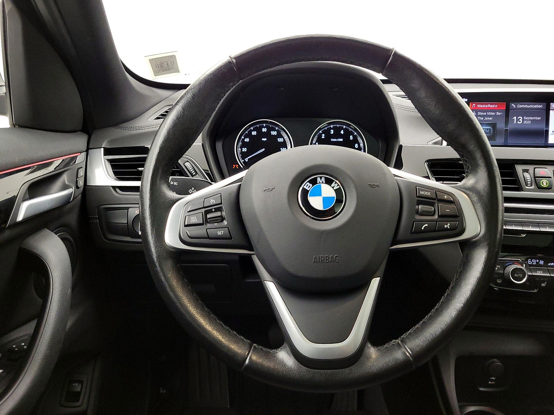 Thumbnail: 2021 BMW X1 - 10