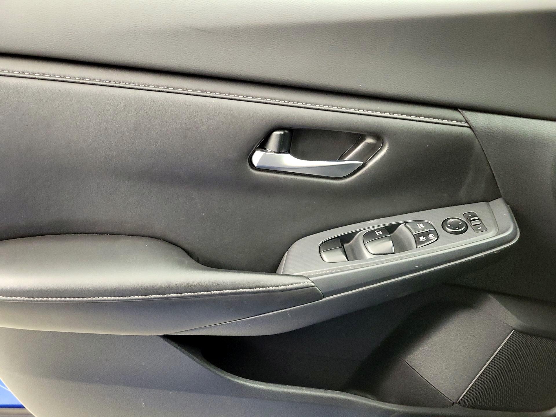 Thumbnail: 2020 Nissan Sentra - 12
