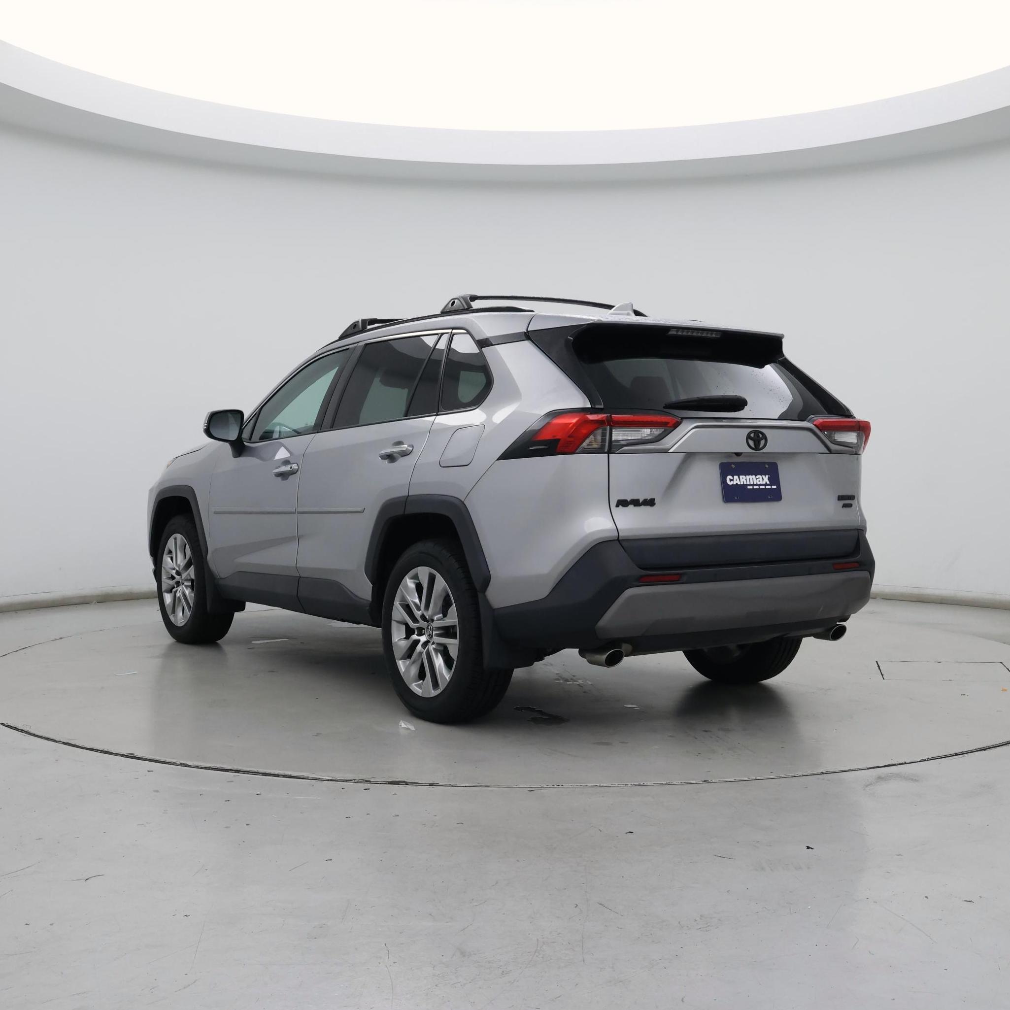 Thumbnail: 2020 Toyota RAV4 - 2