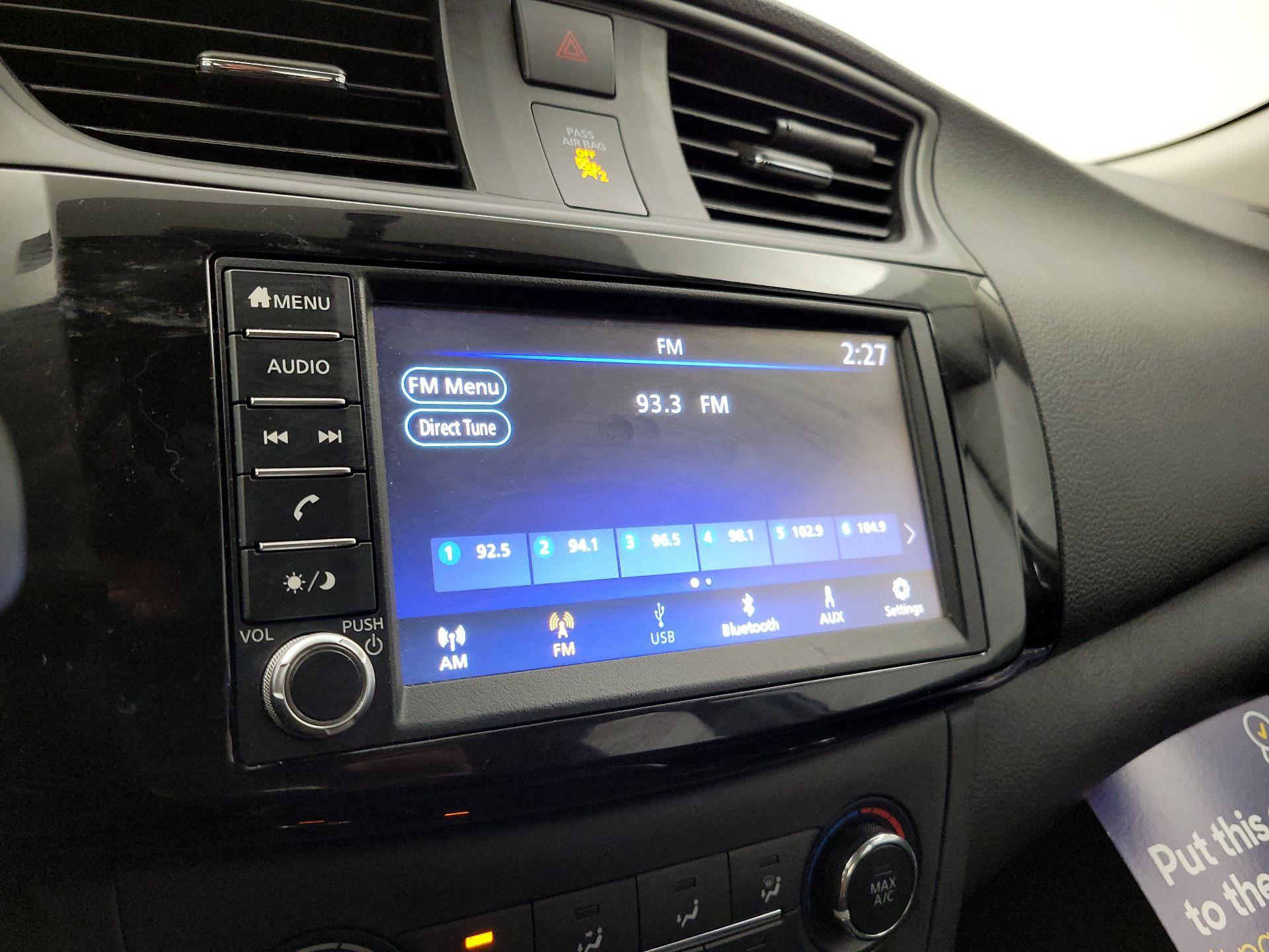 Thumbnail: 2019 Nissan Sentra - 15