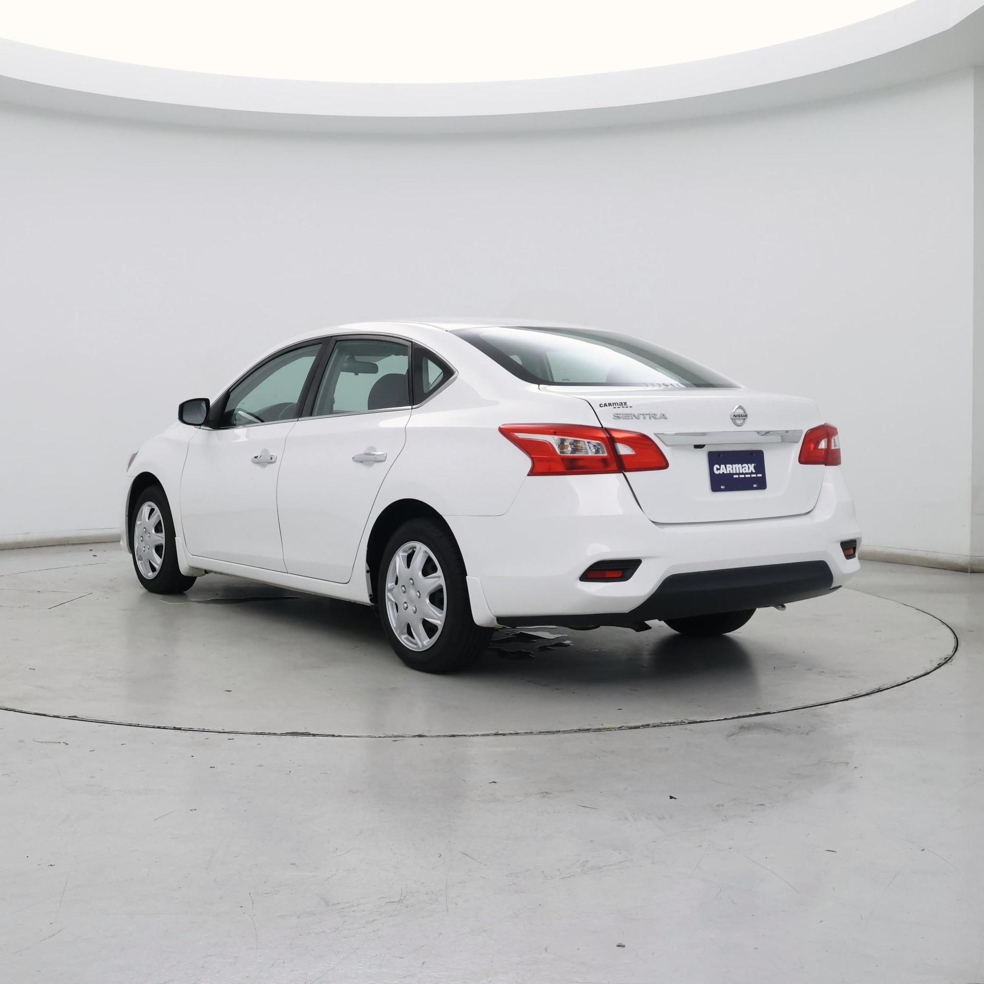 Thumbnail: 2019 Nissan Sentra - 2