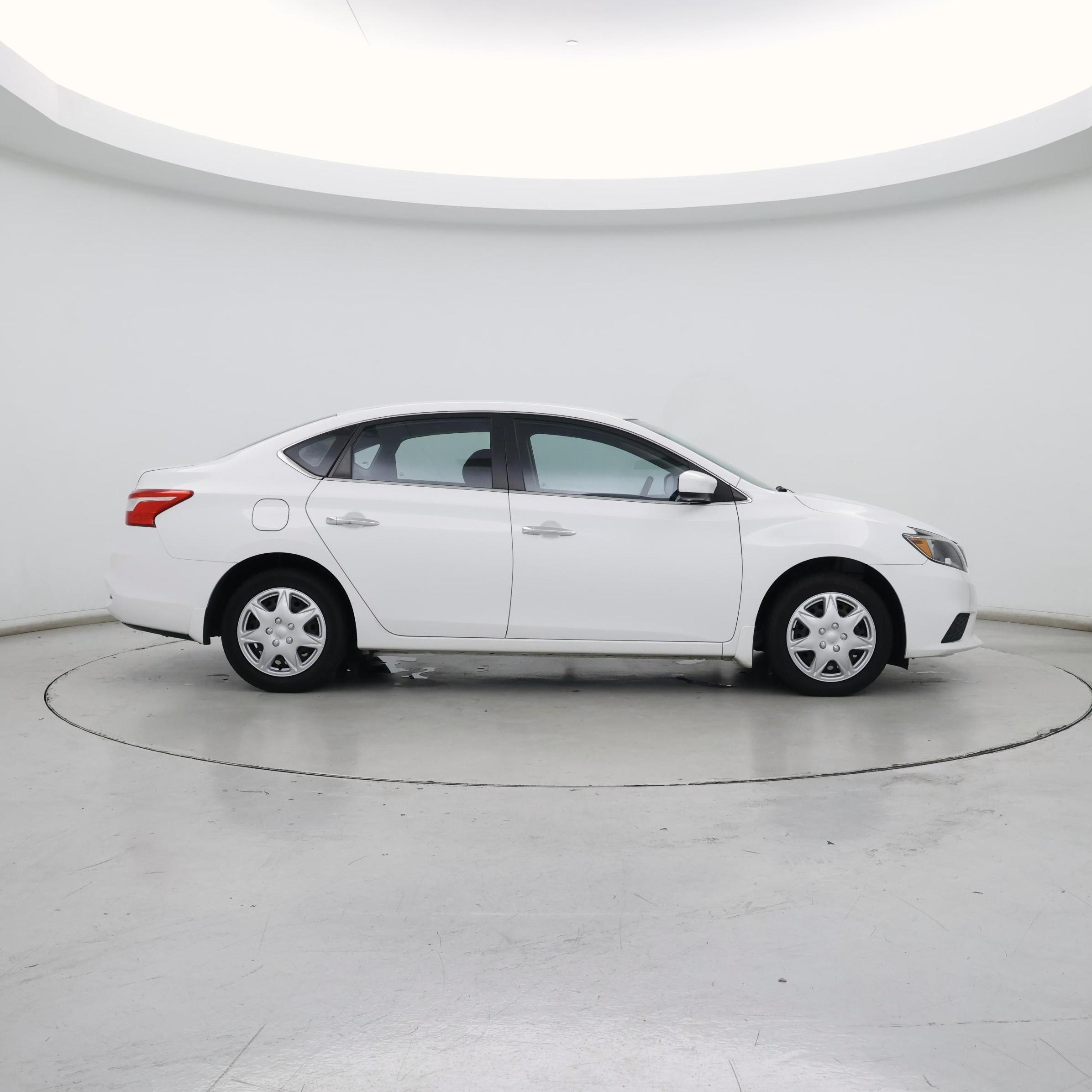 Thumbnail: 2019 Nissan Sentra - 7