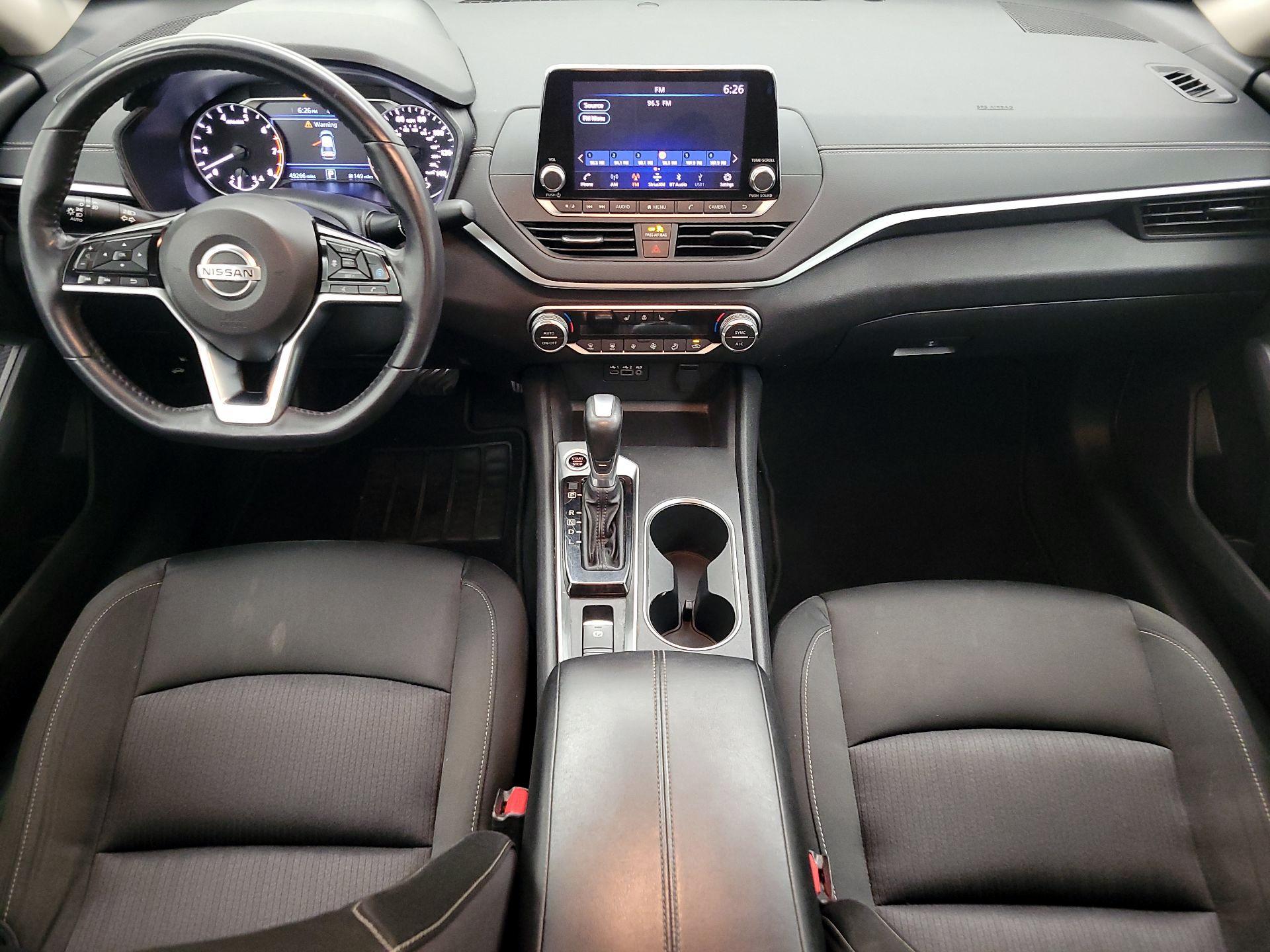 Thumbnail: 2019 Nissan Altima - 9