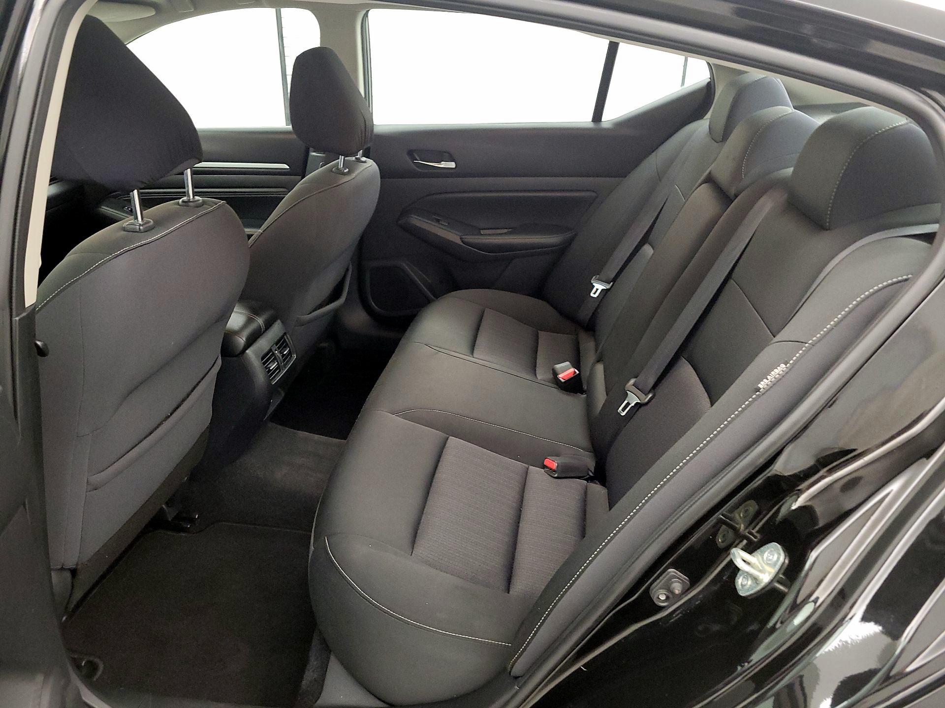 Thumbnail: 2019 Nissan Altima - 20