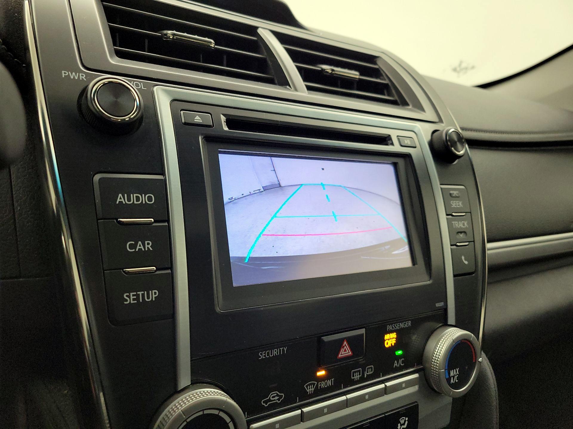 Thumbnail: 2014 Toyota Camry - 14