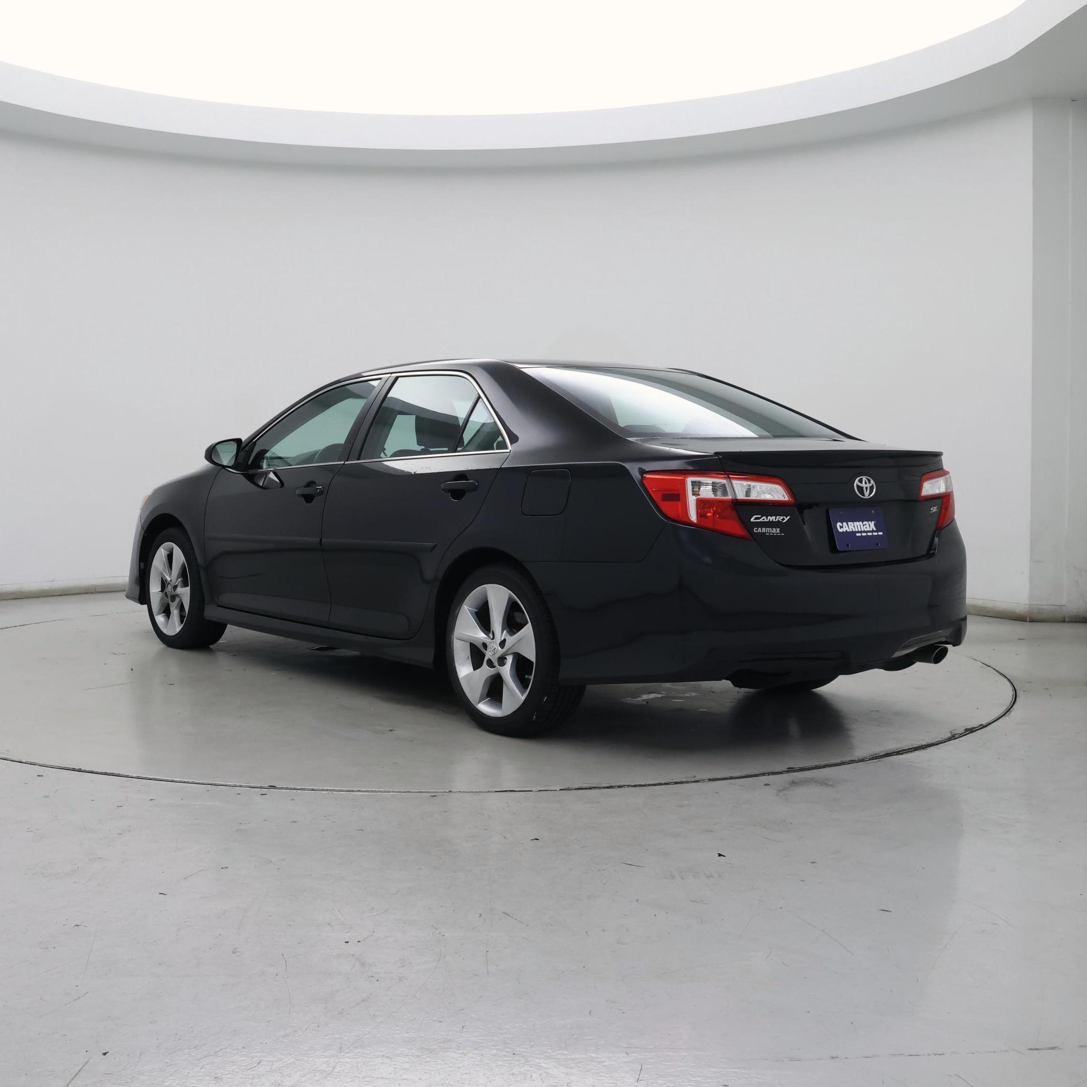 Thumbnail: 2014 Toyota Camry - 2