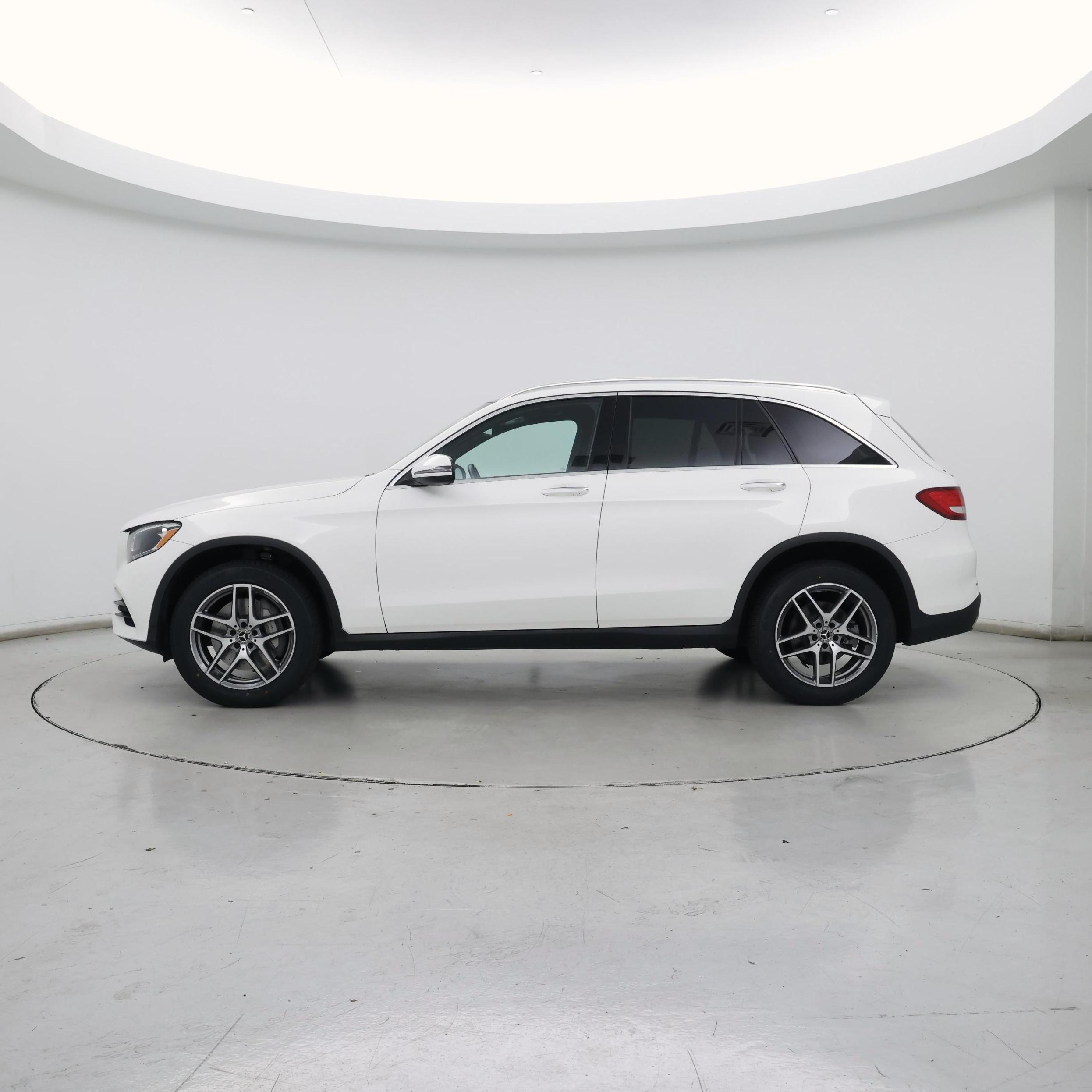 Thumbnail: 2019 Mercedes-Benz GLC - 3