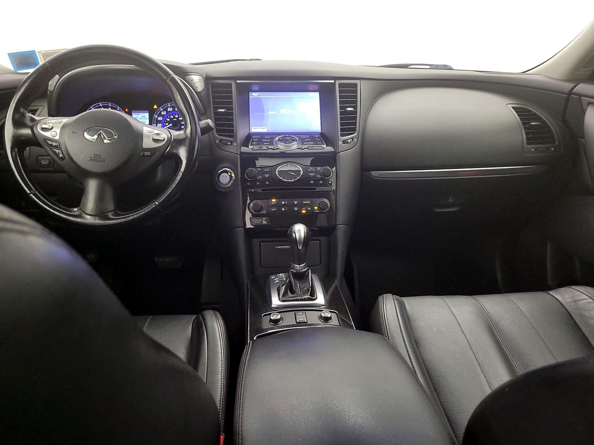 Thumbnail: 2014 INFINITI QX70 - 9