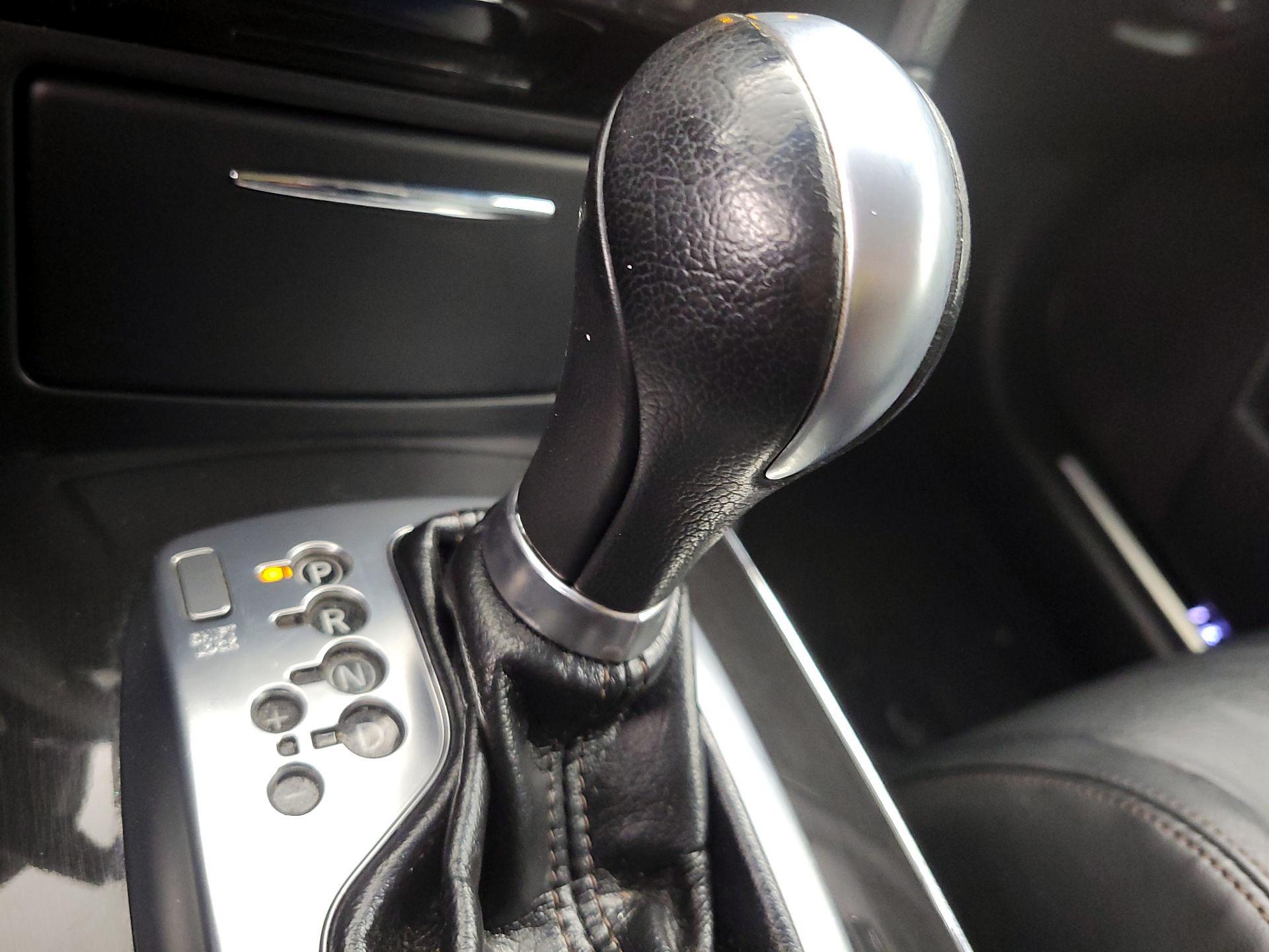 Thumbnail: 2014 INFINITI QX70 - 17