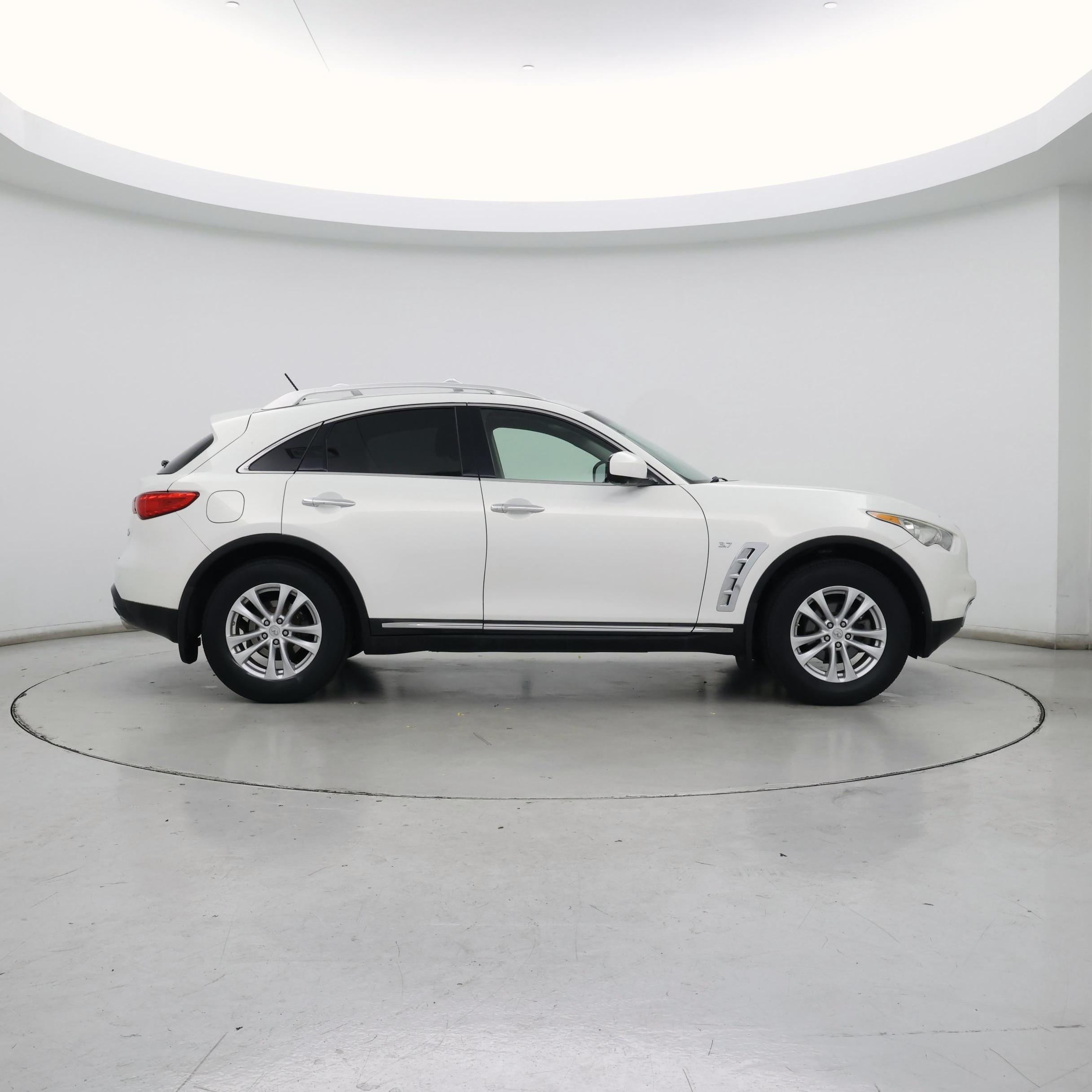 Thumbnail: 2014 INFINITI QX70 - 7