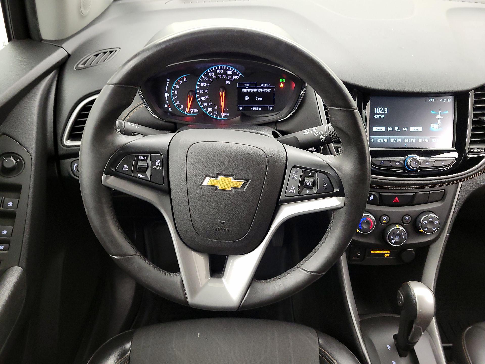 Thumbnail: 2017 Chevrolet Trax - 10