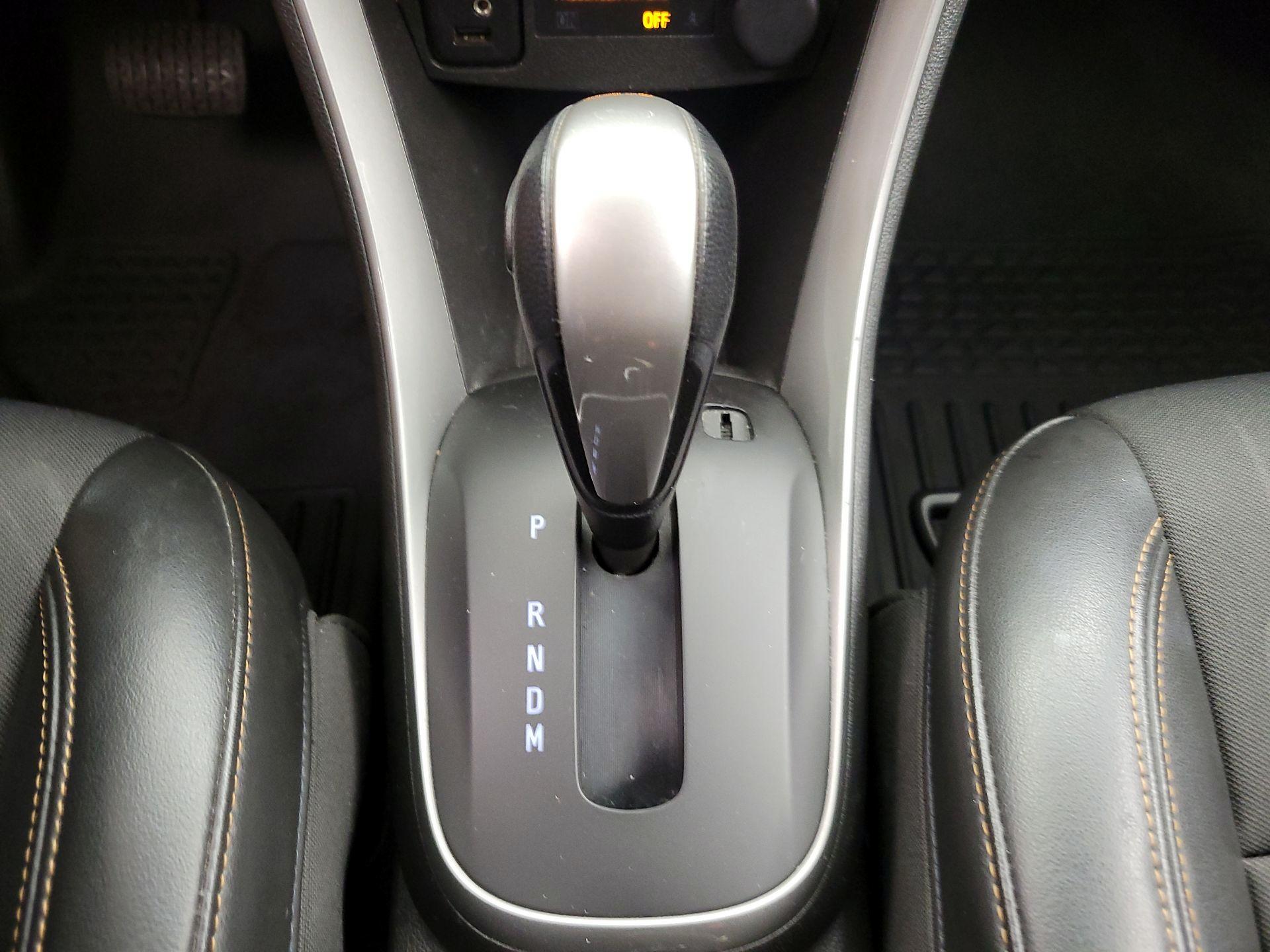 Thumbnail: 2017 Chevrolet Trax - 17