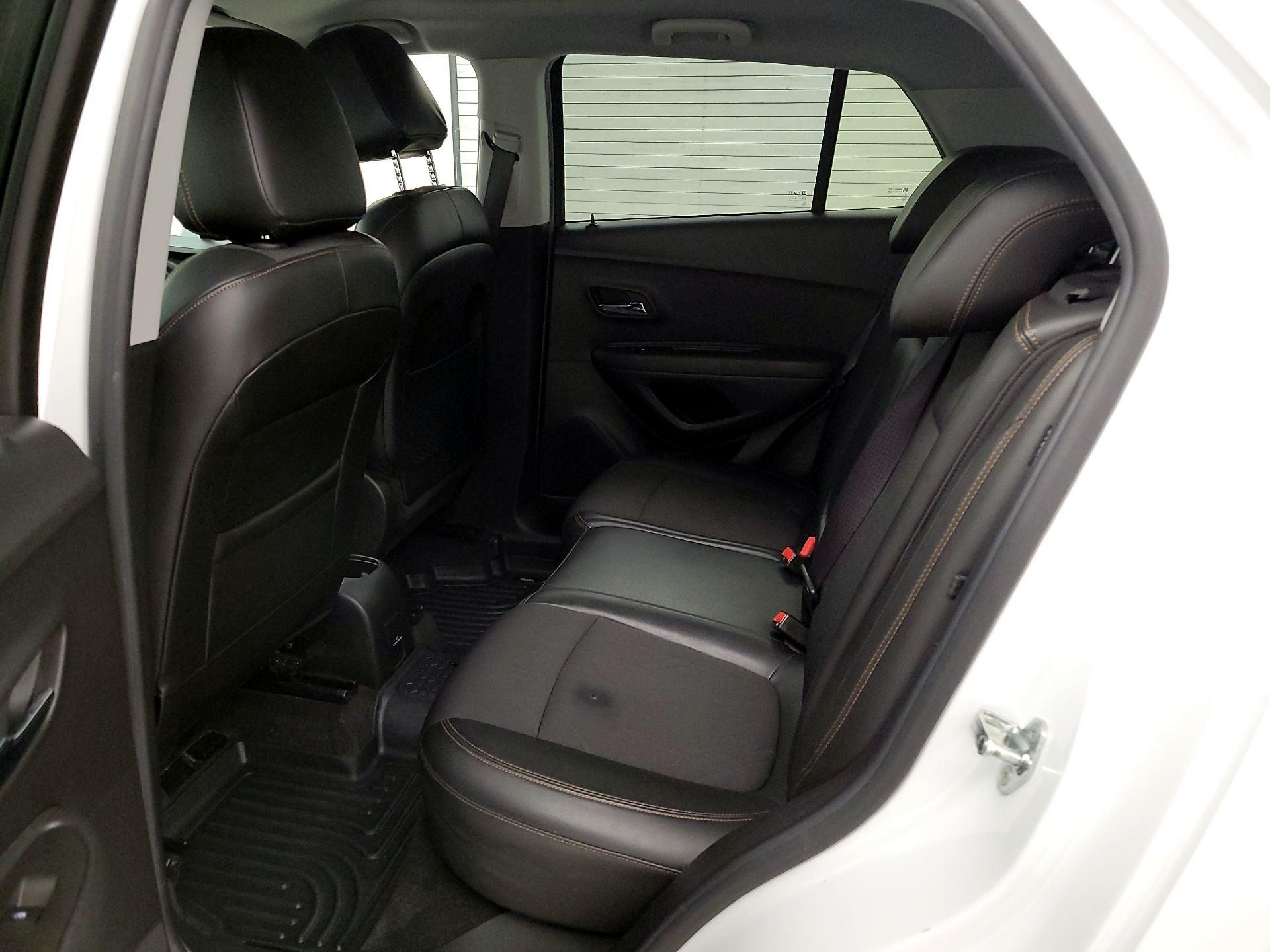 Thumbnail: 2017 Chevrolet Trax - 19