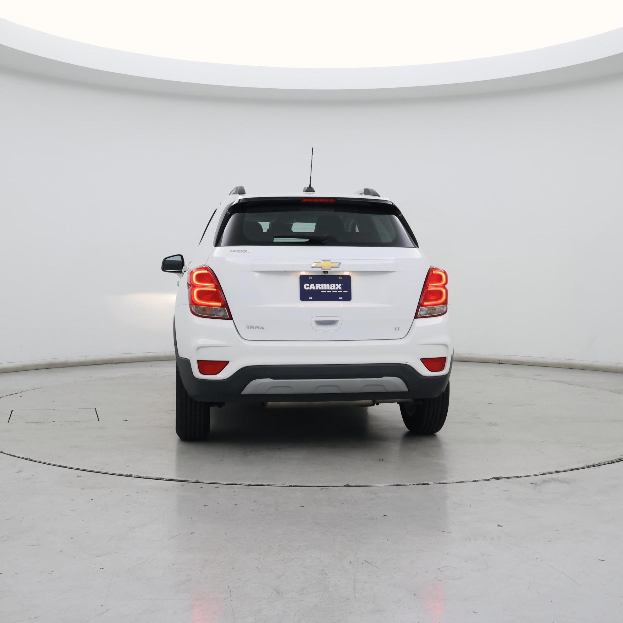Thumbnail: 2017 Chevrolet Trax - 6