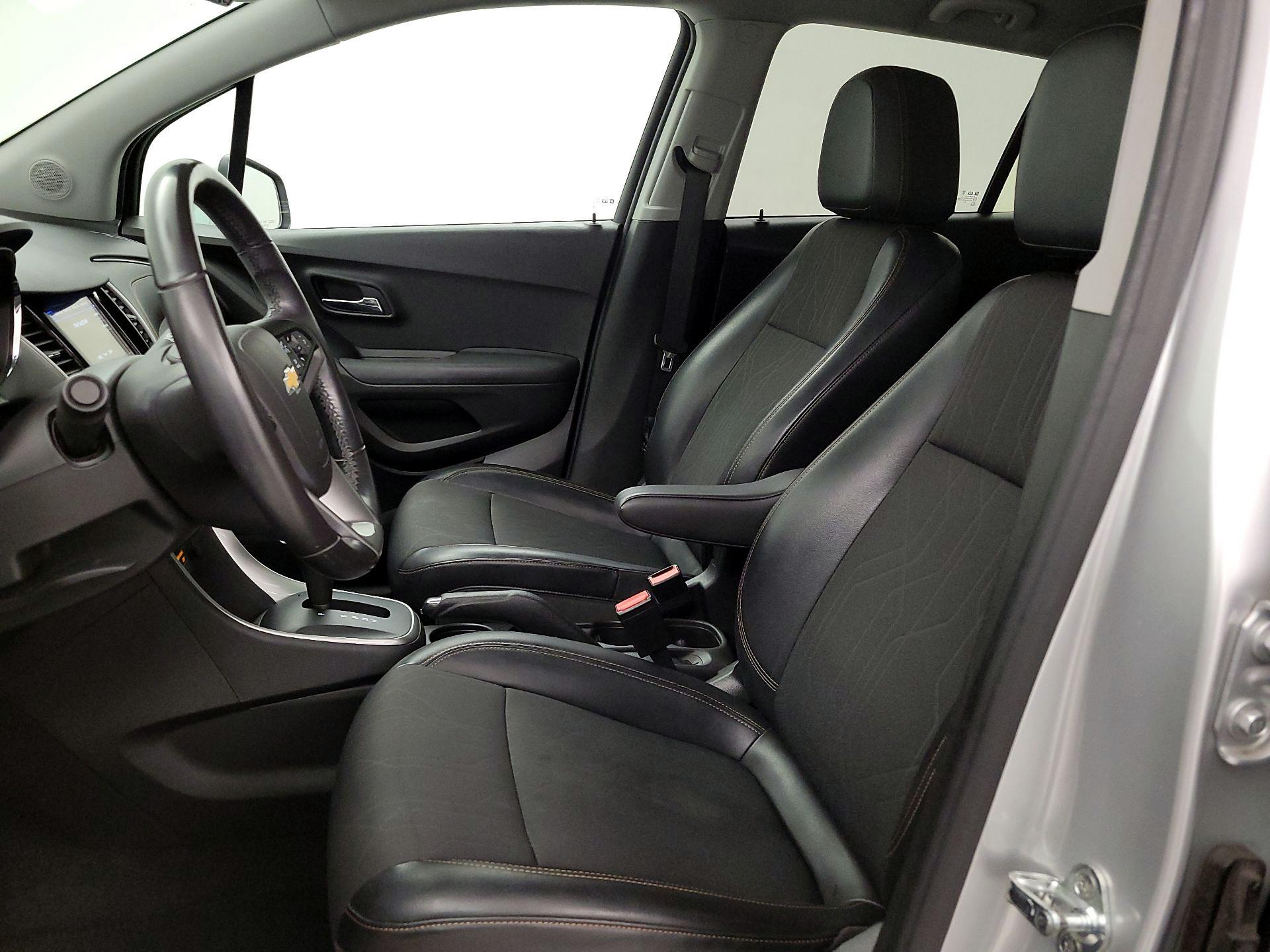 Thumbnail: 2018 Chevrolet Trax - 11