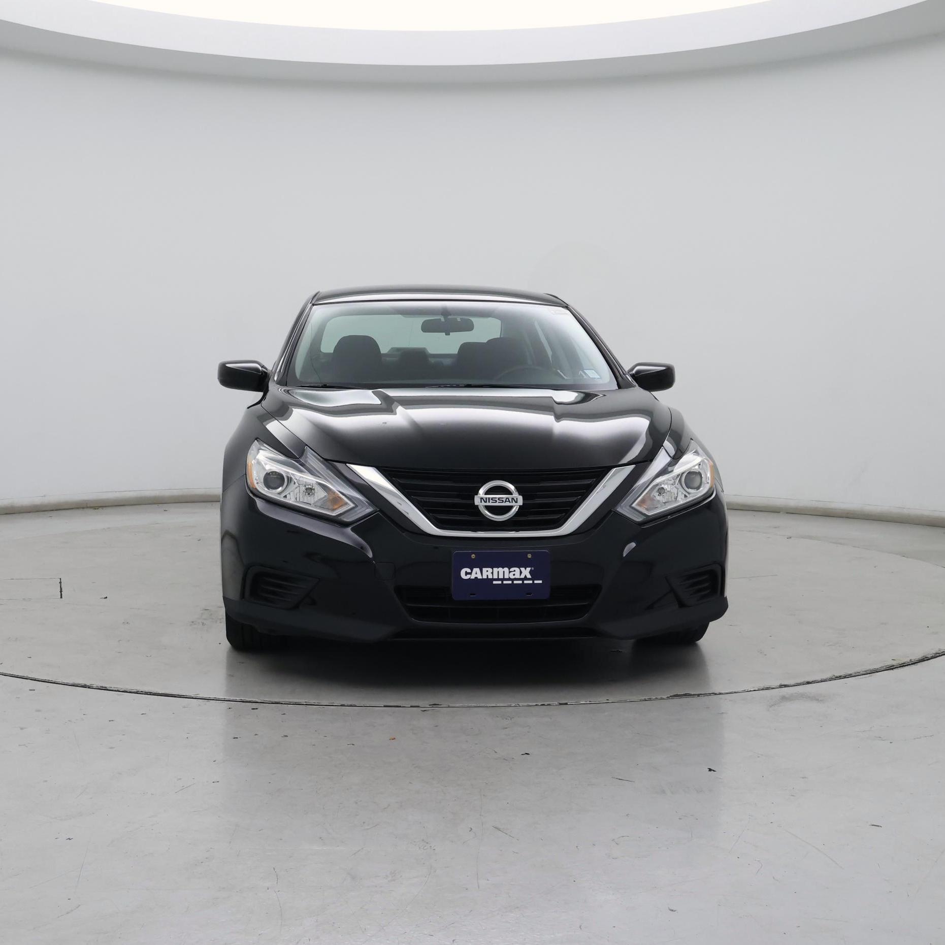 Thumbnail: 2018 Nissan Altima - 5