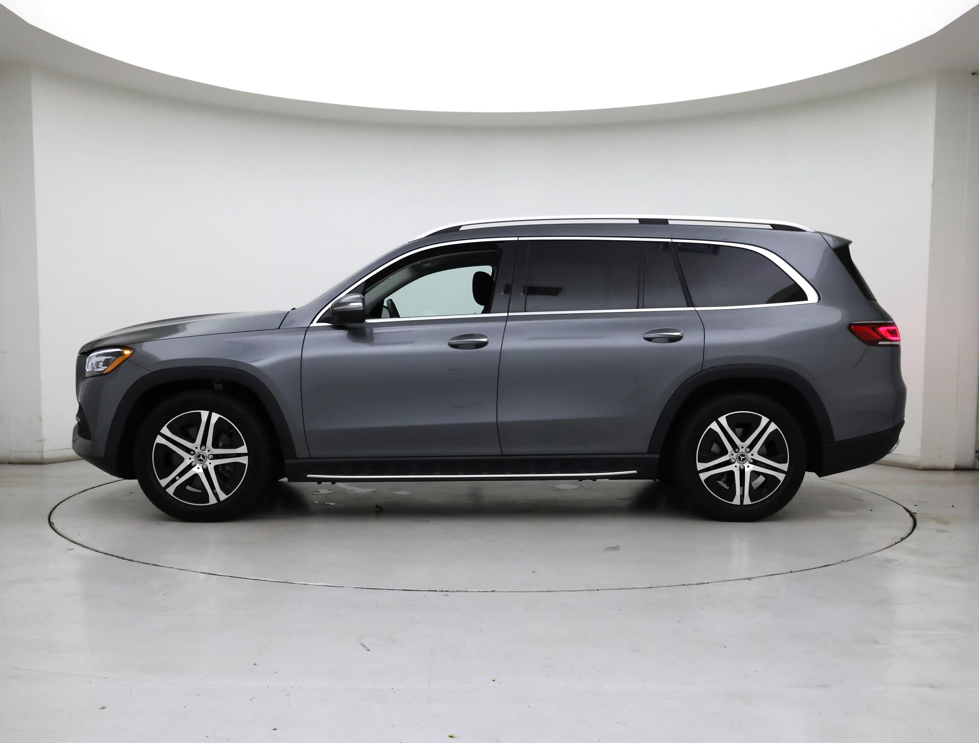 Thumbnail: 2021 Mercedes-Benz GLS - 3