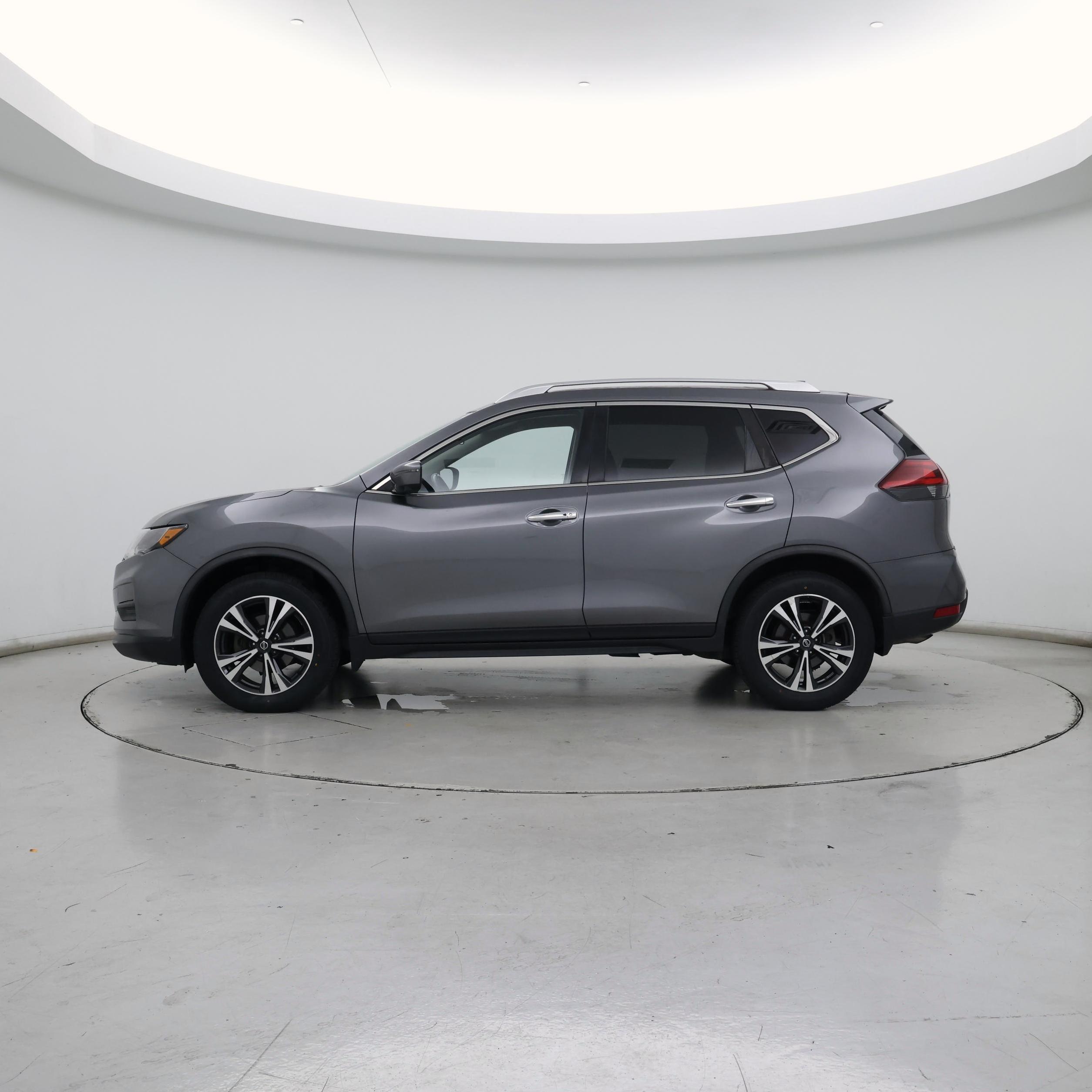 Thumbnail: 2019 Nissan Rogue - 3