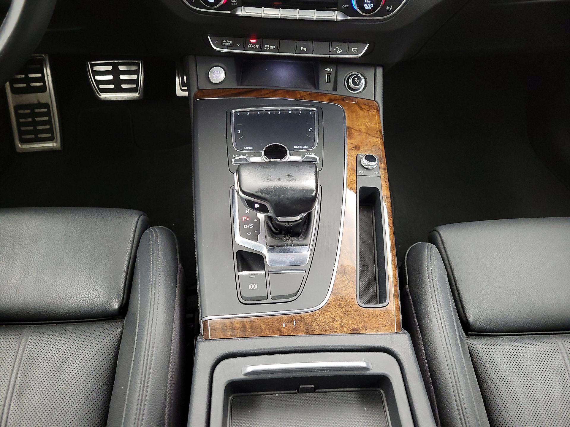 Thumbnail: 2018 Audi Q5 - 18