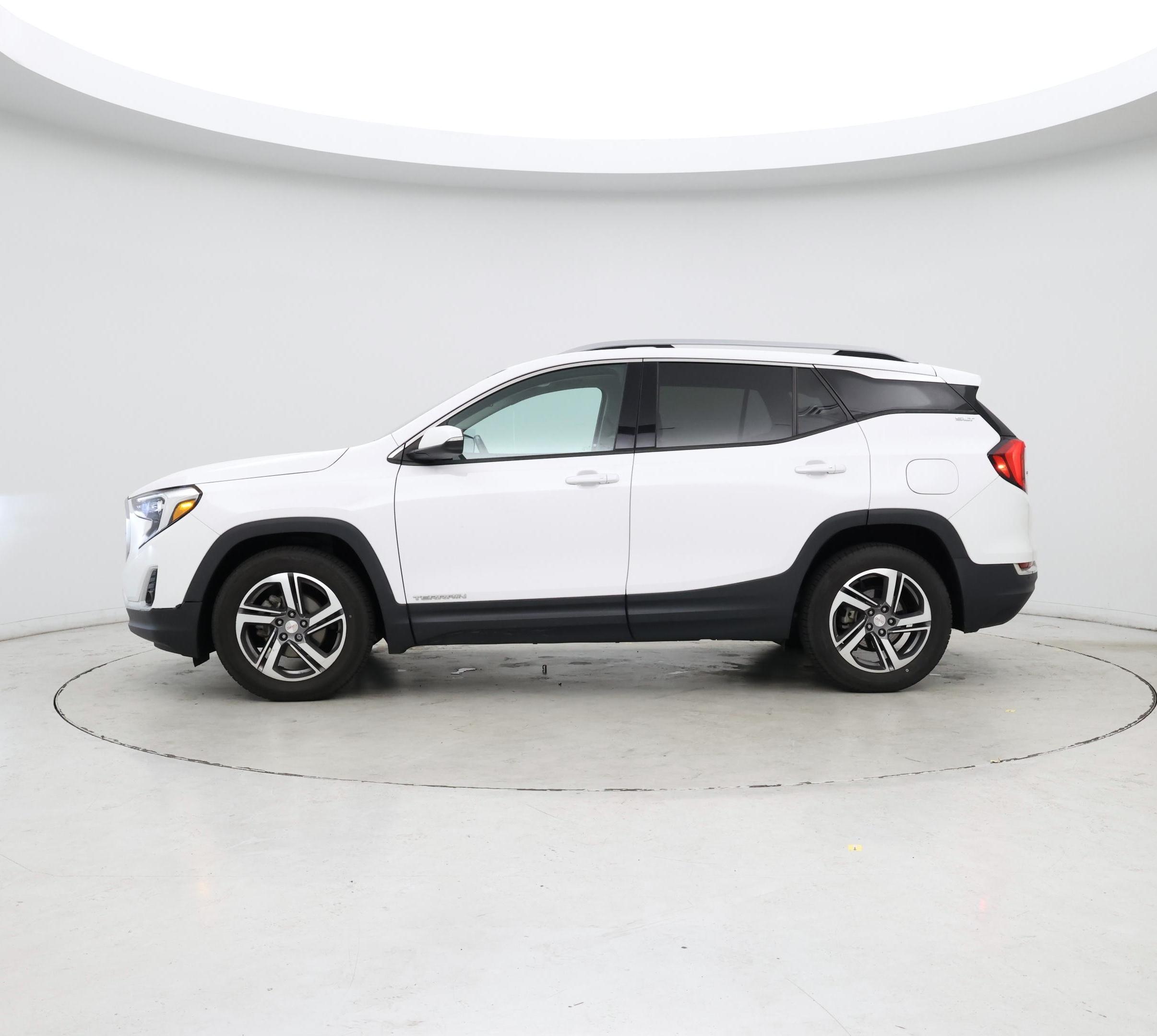 Thumbnail: 2021 GMC Terrain - 3