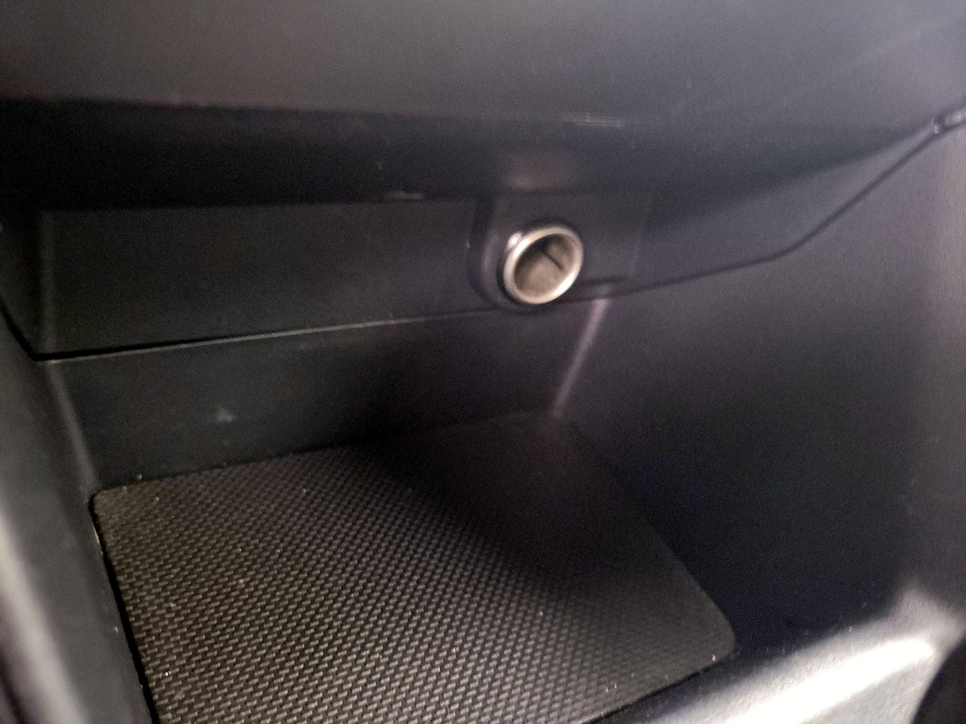 Thumbnail: 2017 Subaru Crosstrek - 18