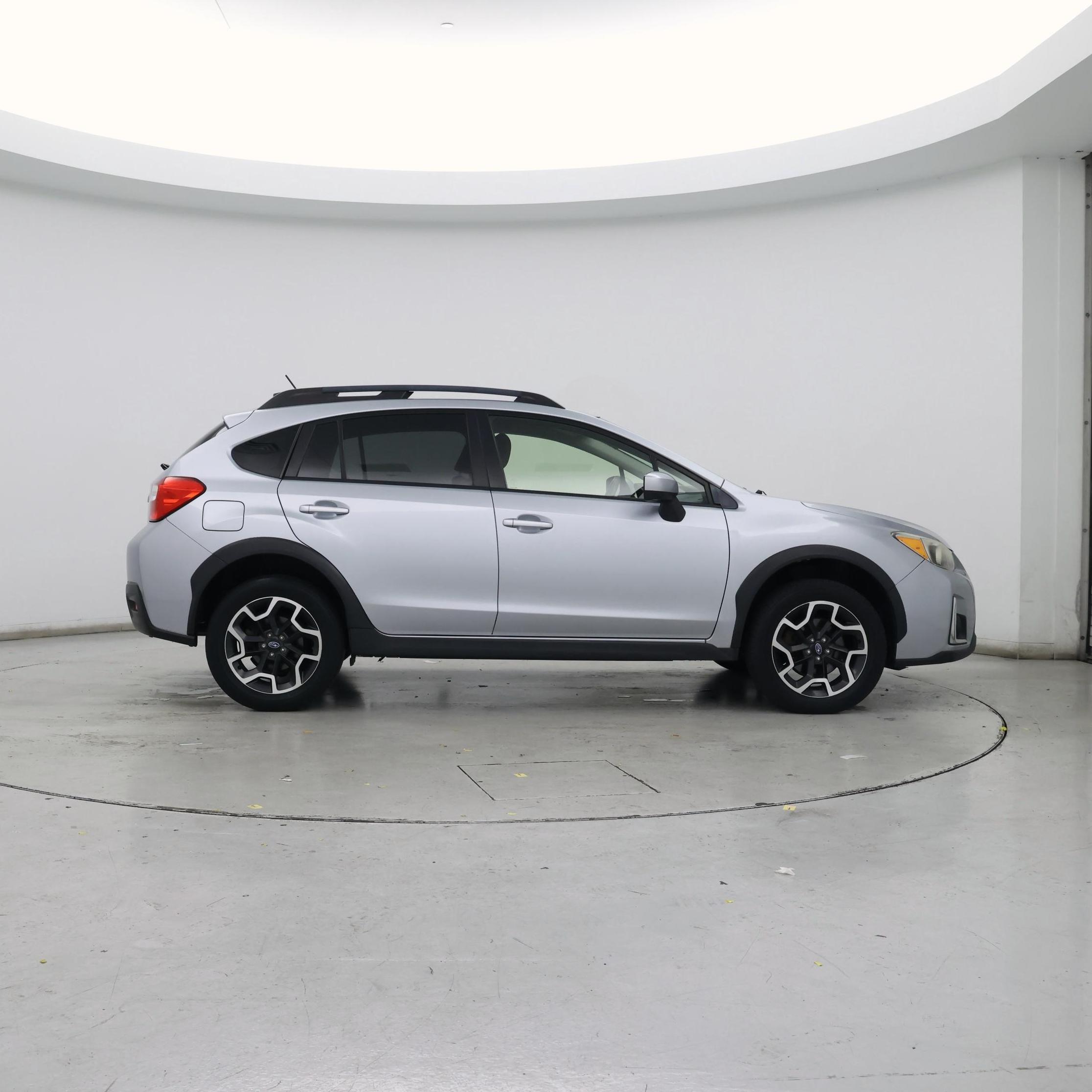 Thumbnail: 2017 Subaru Crosstrek - 7