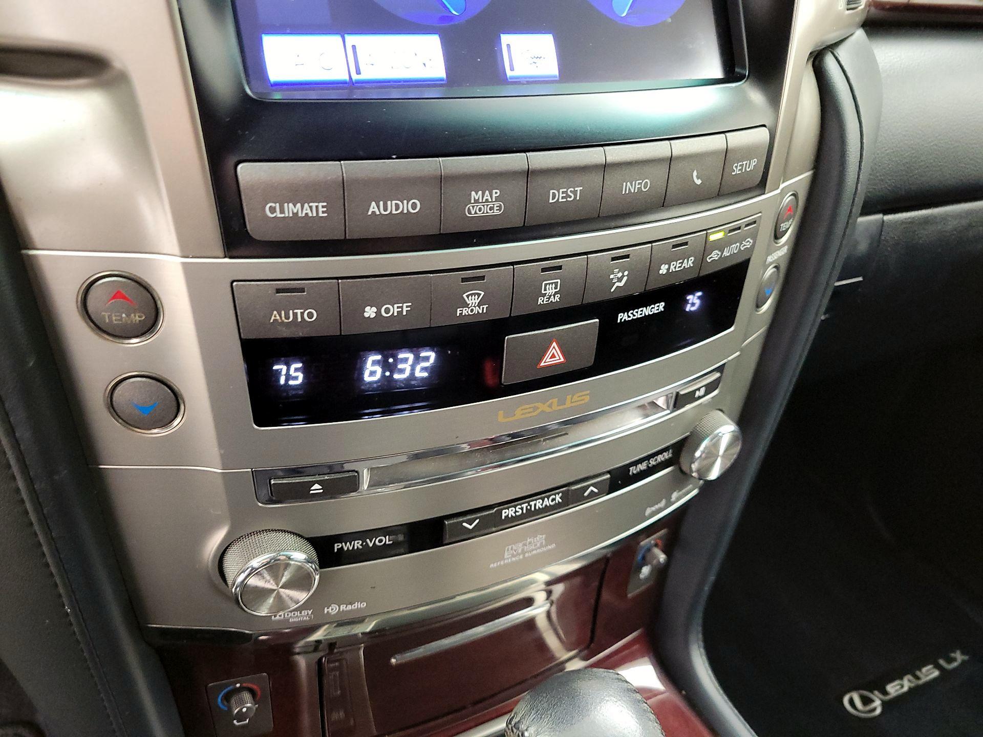 Thumbnail: 2014 Lexus LX - 16